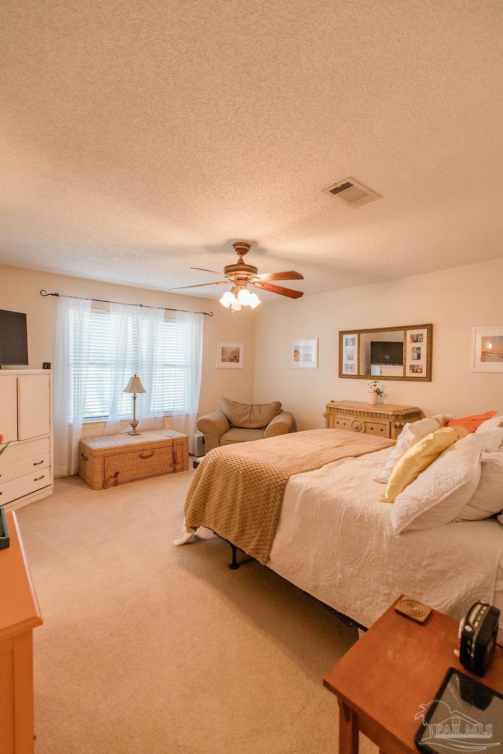 2266 Country Place Cir
