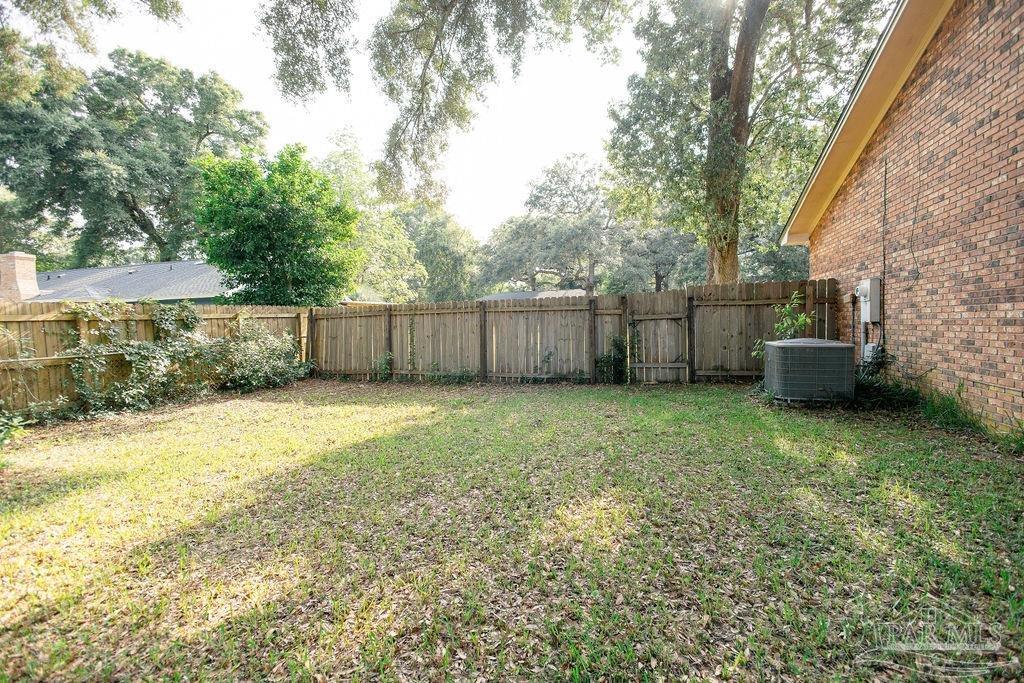 2266 Country Place Cir