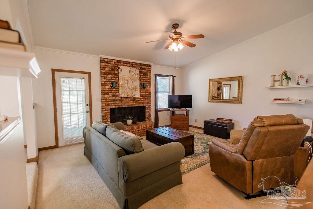 2266 Country Place Cir