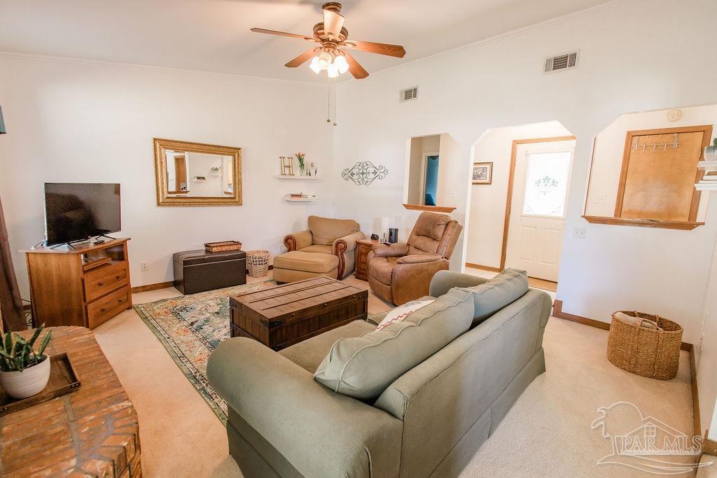 2266 Country Place Cir