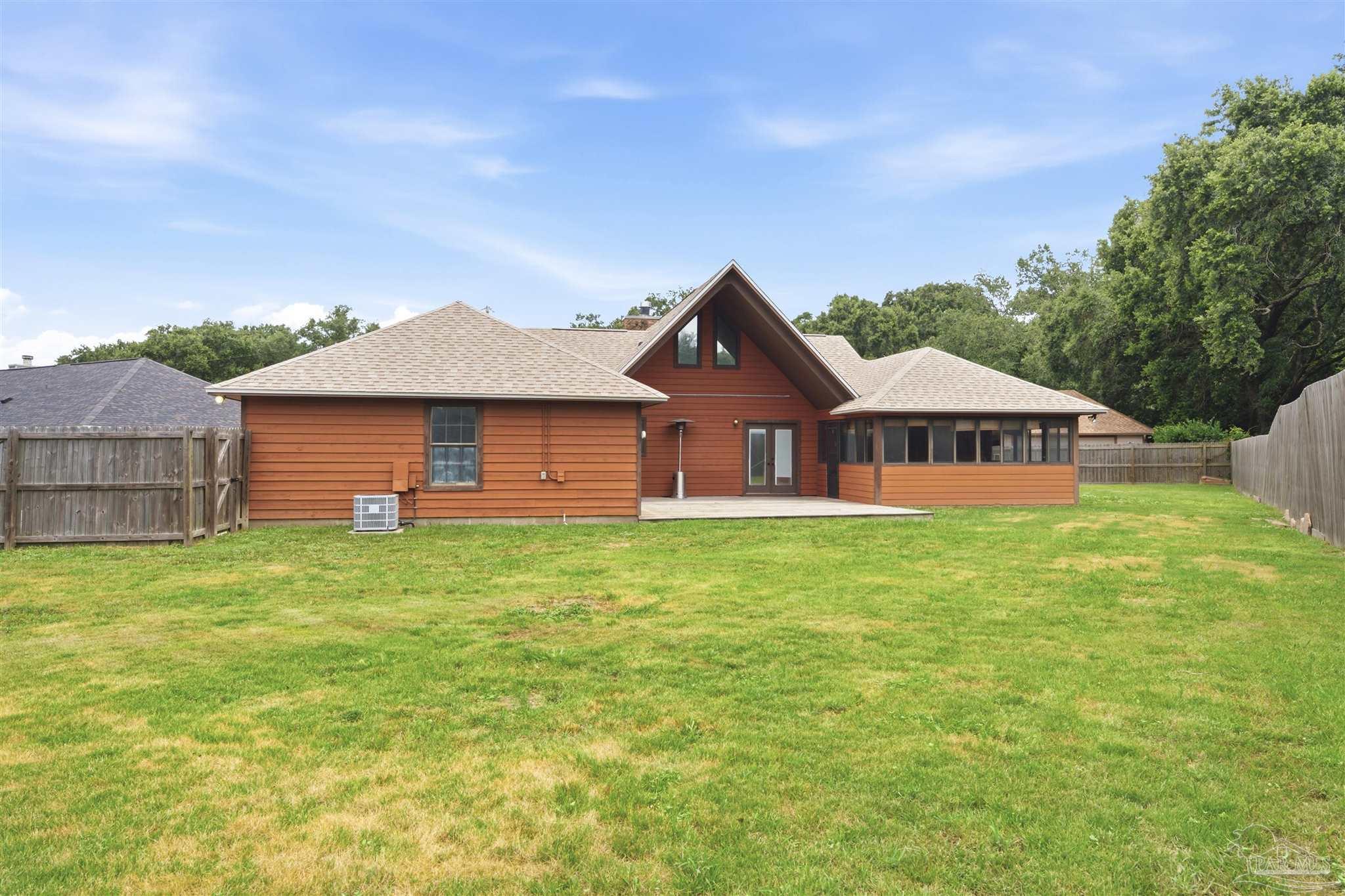 6813 Cedar Ridge Dr