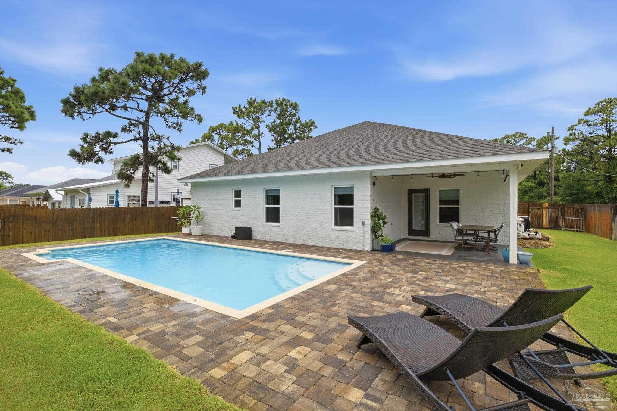 1602 Ponderosa Dr