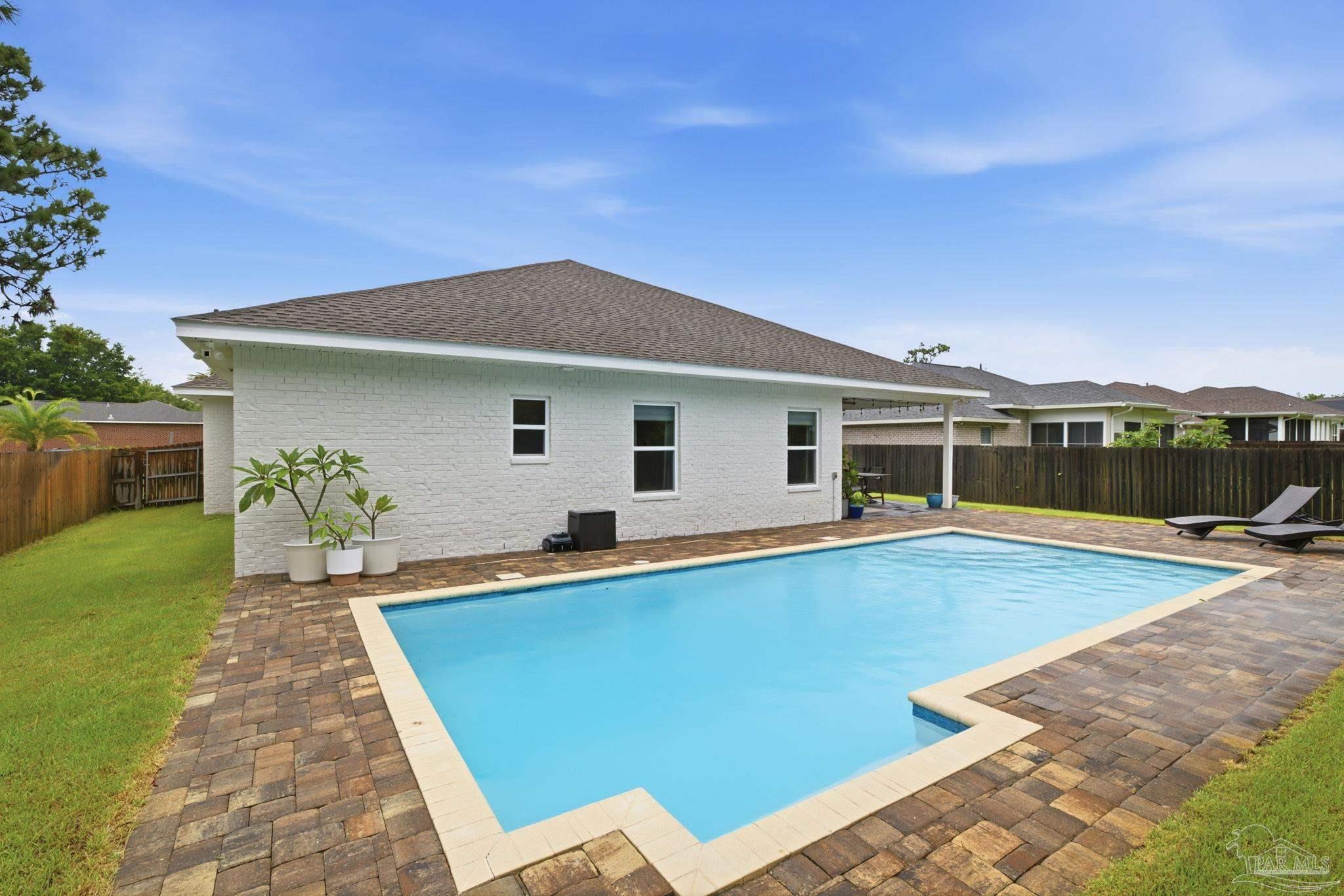 1602 Ponderosa Dr
