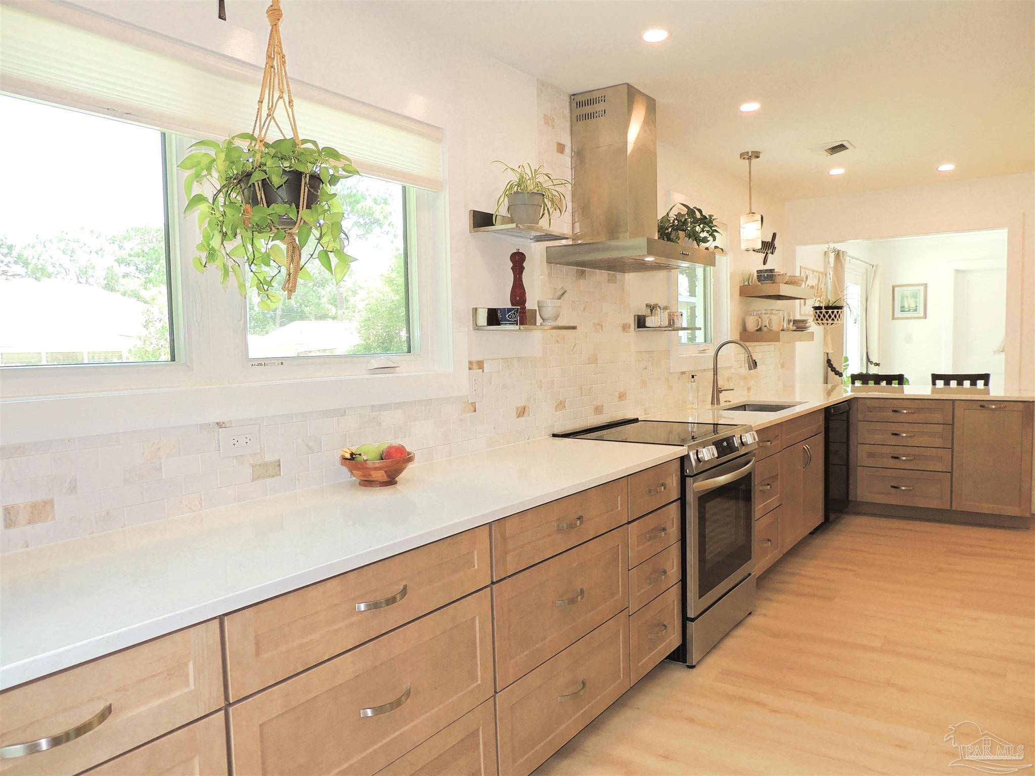 4050 Lynn Ora Dr
