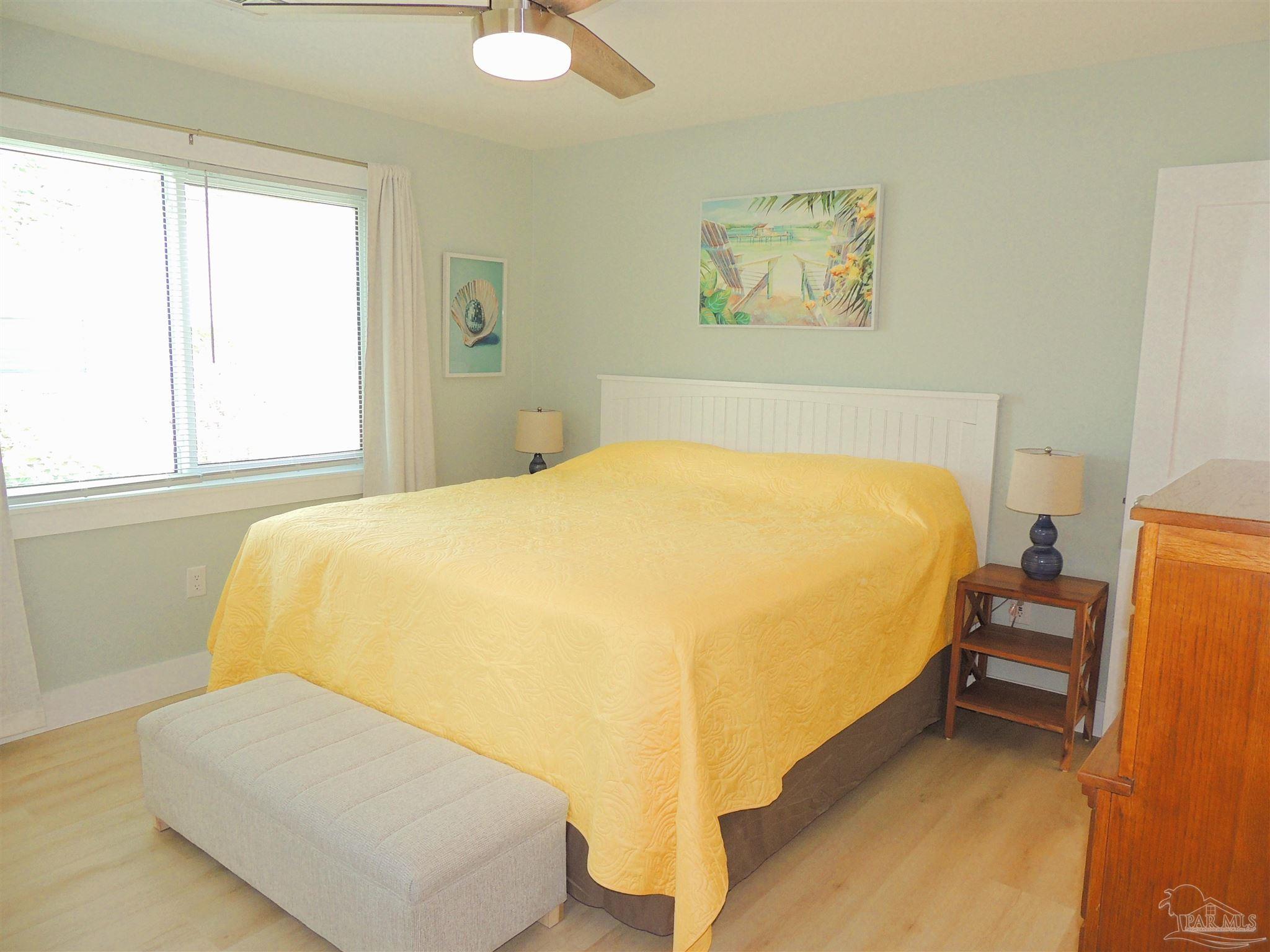 4050 Lynn Ora Dr