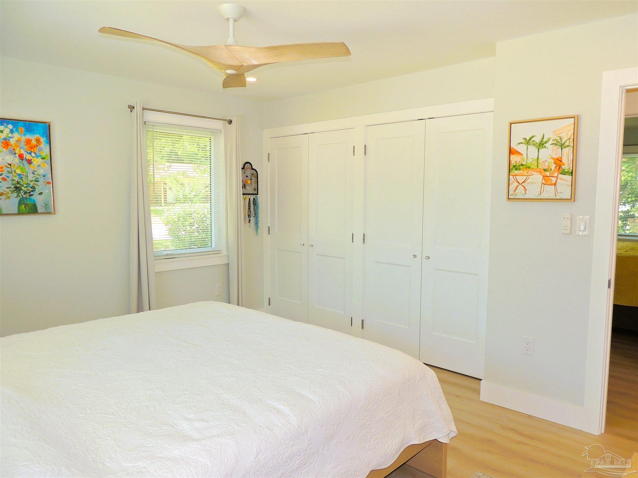 4050 Lynn Ora Dr