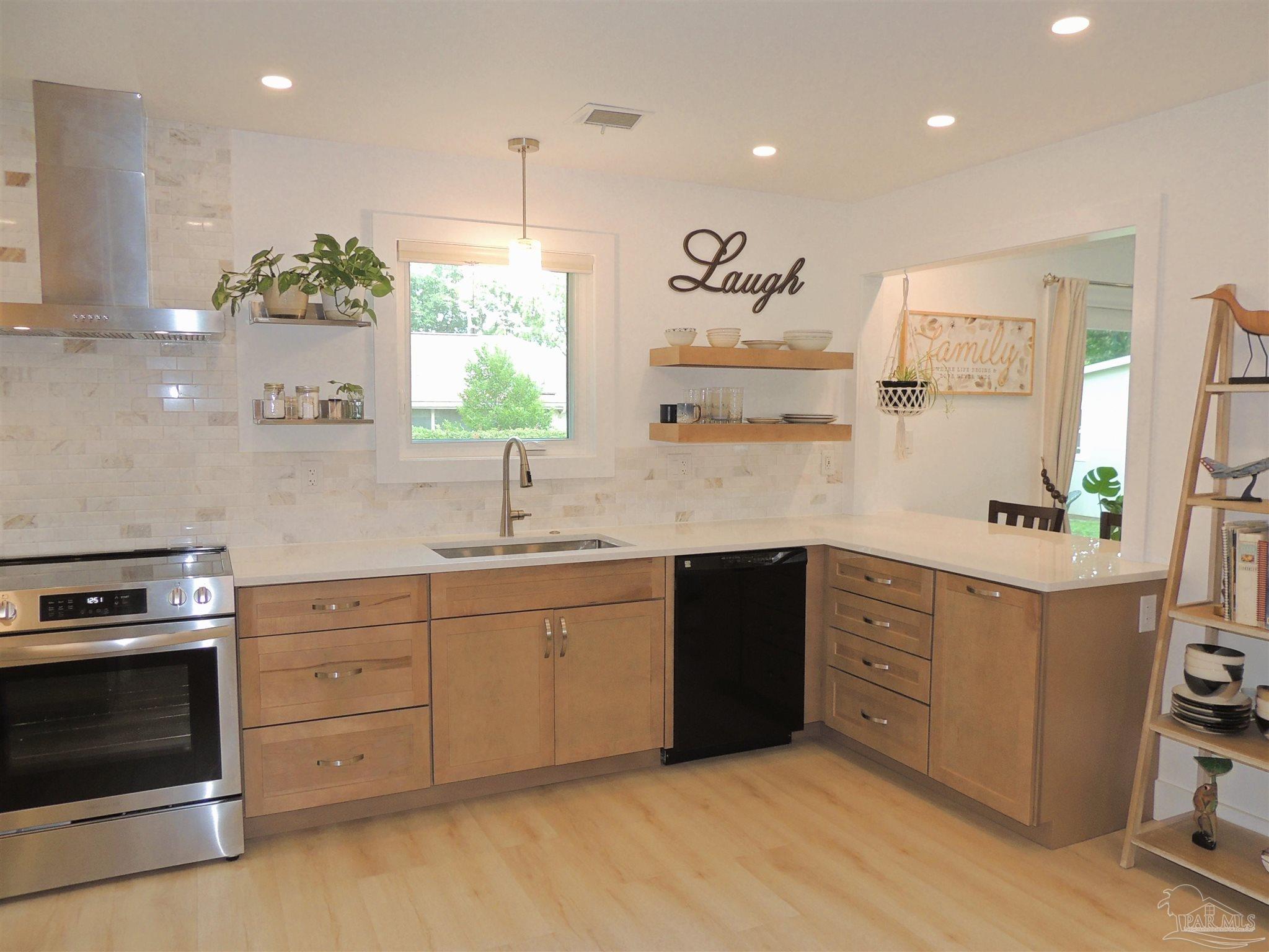 4050 Lynn Ora Dr