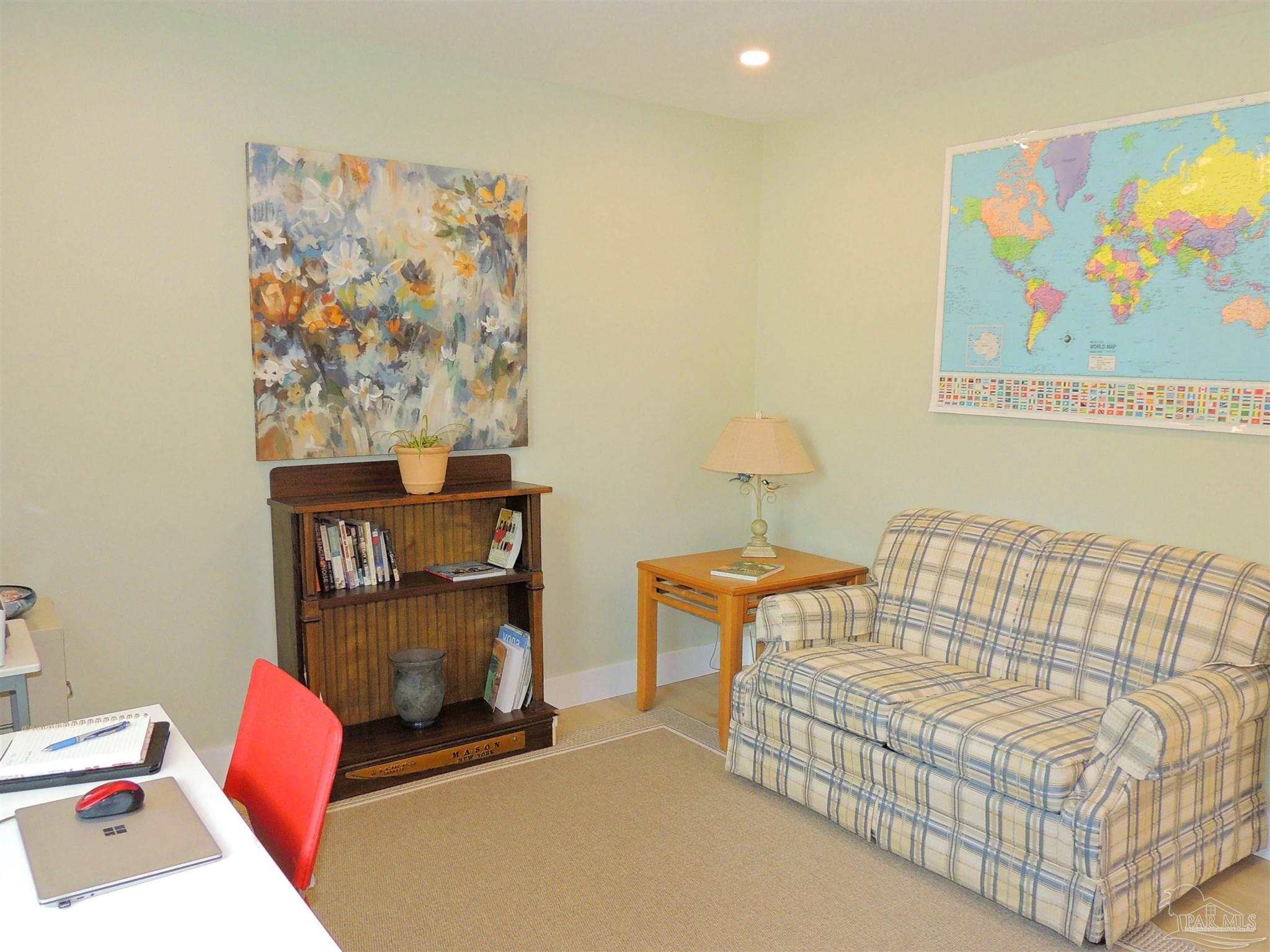 4050 Lynn Ora Dr