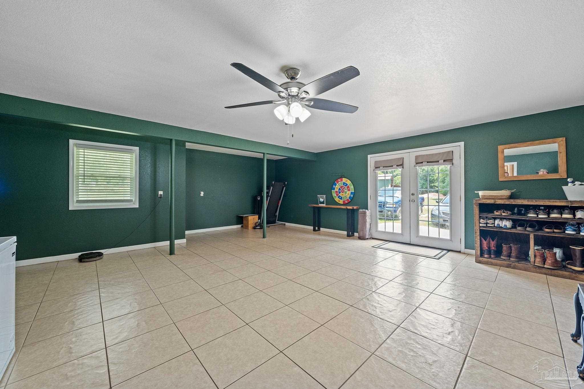 5875 Hall Rd