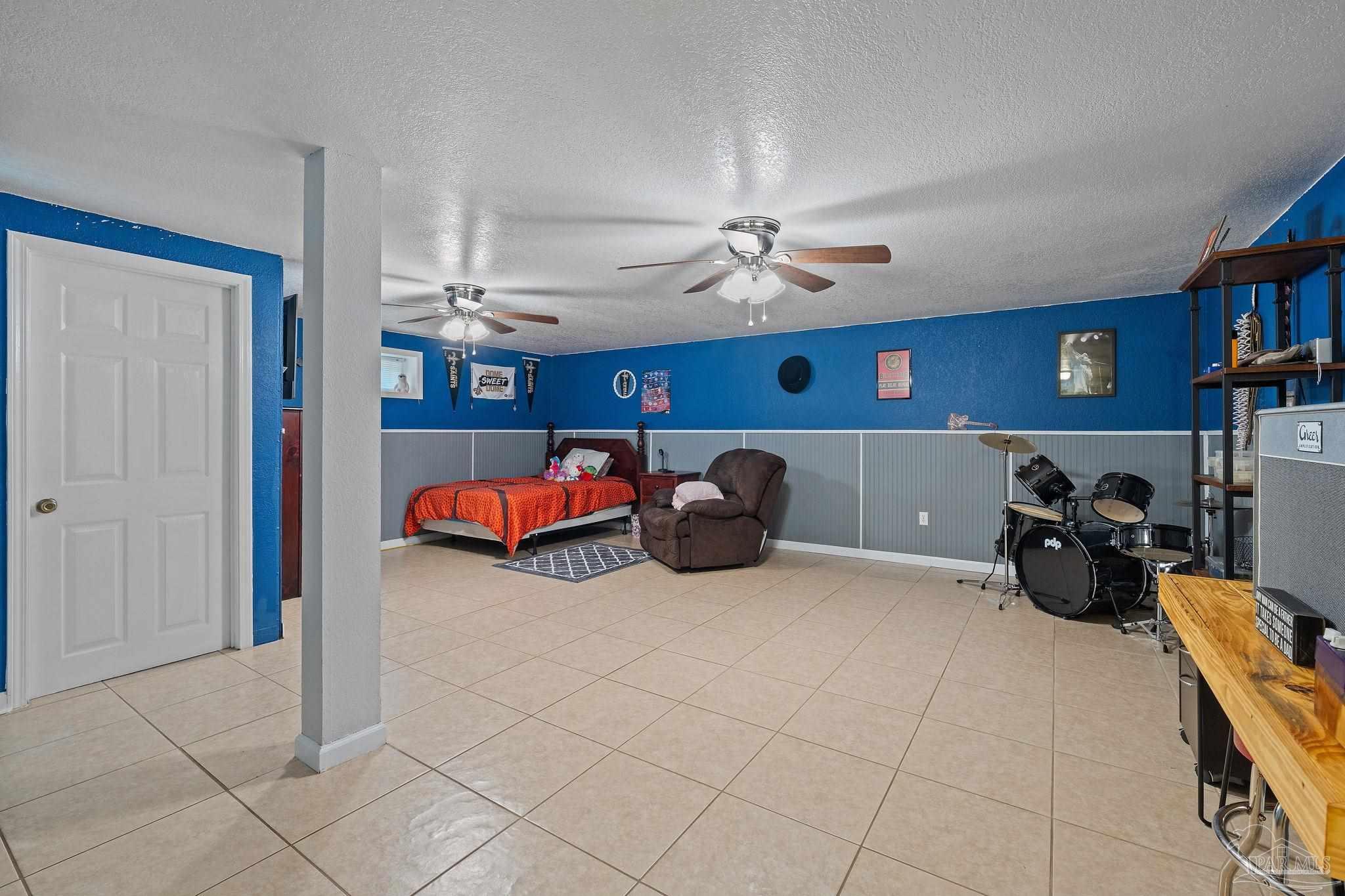 5875 Hall Rd