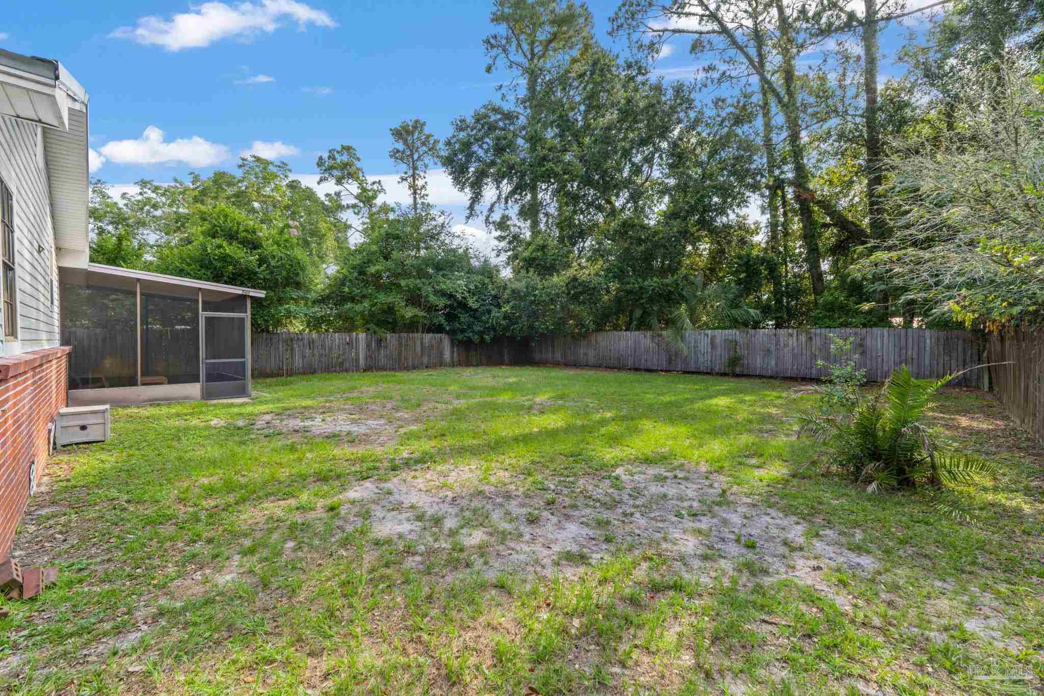 1004 Decatur Ave