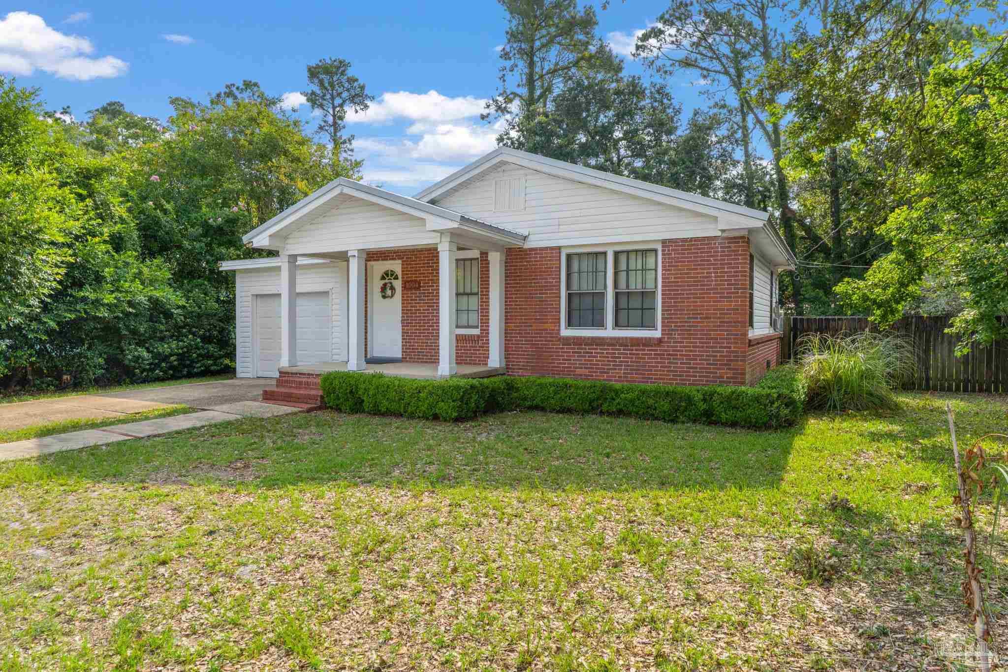 1004 Decatur Ave