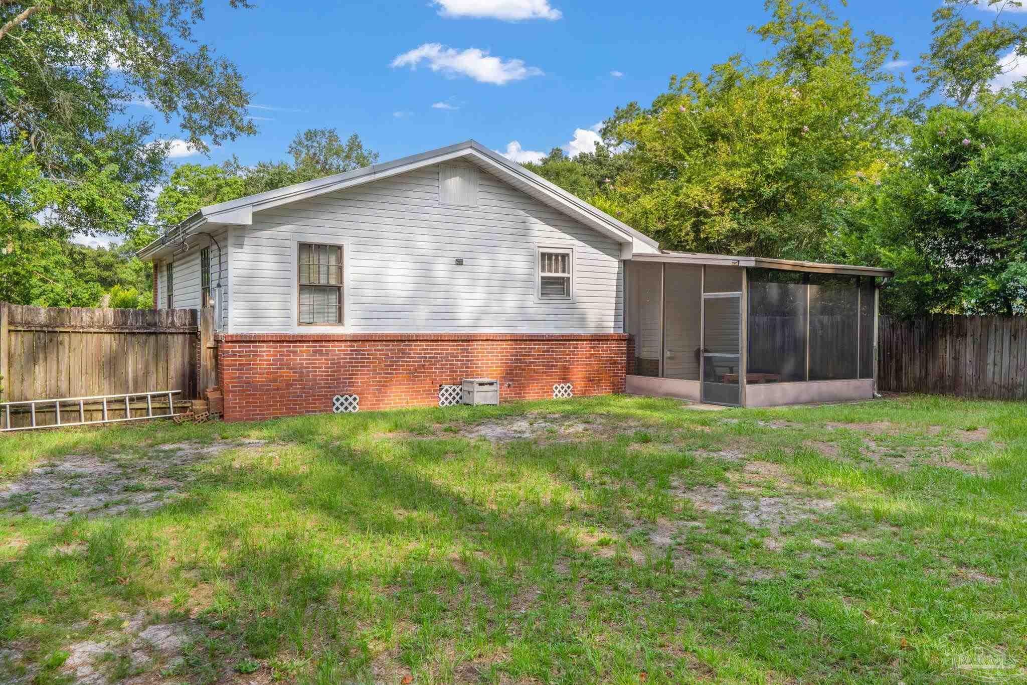 1004 Decatur Ave