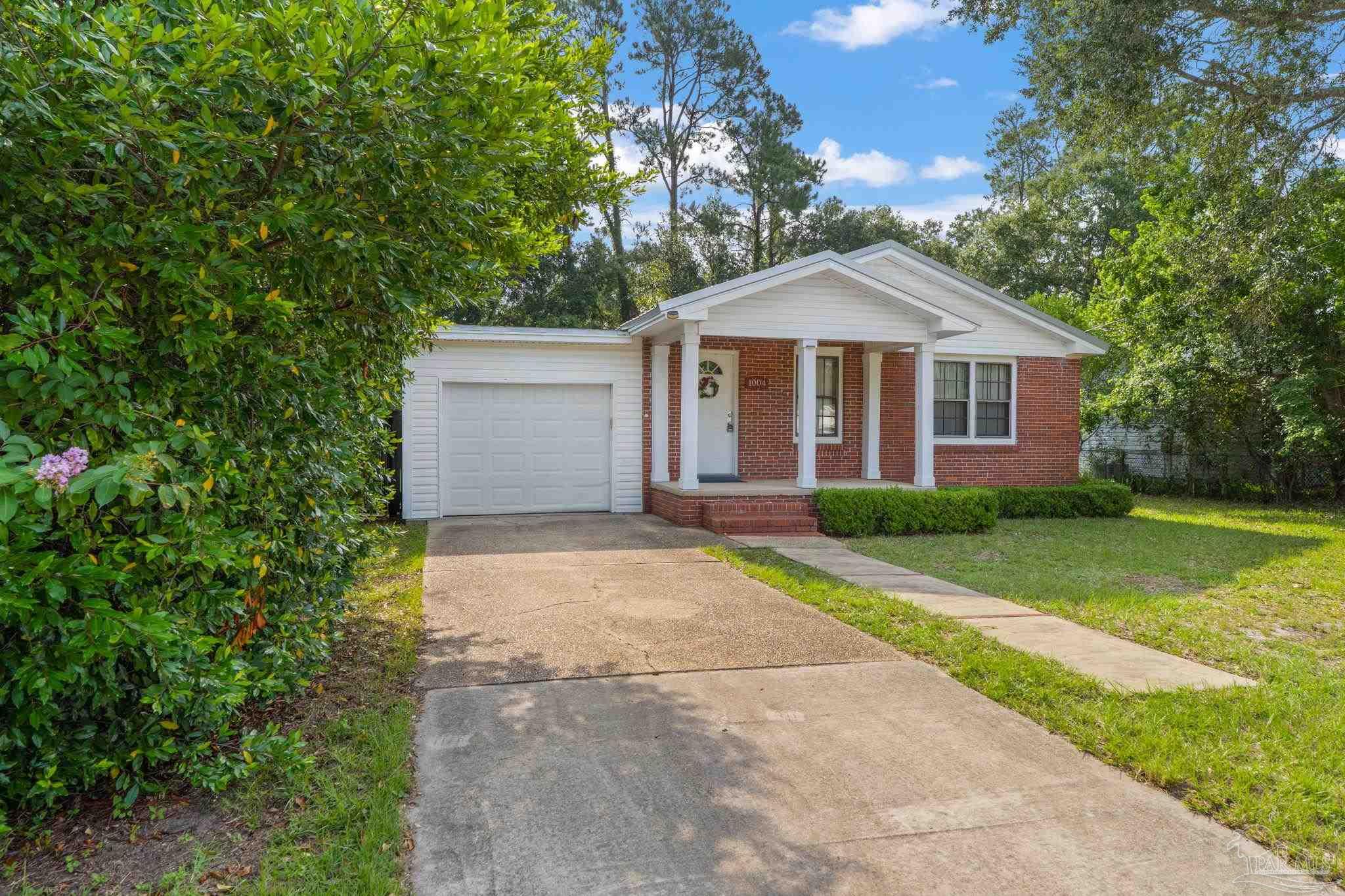 1004 Decatur Ave