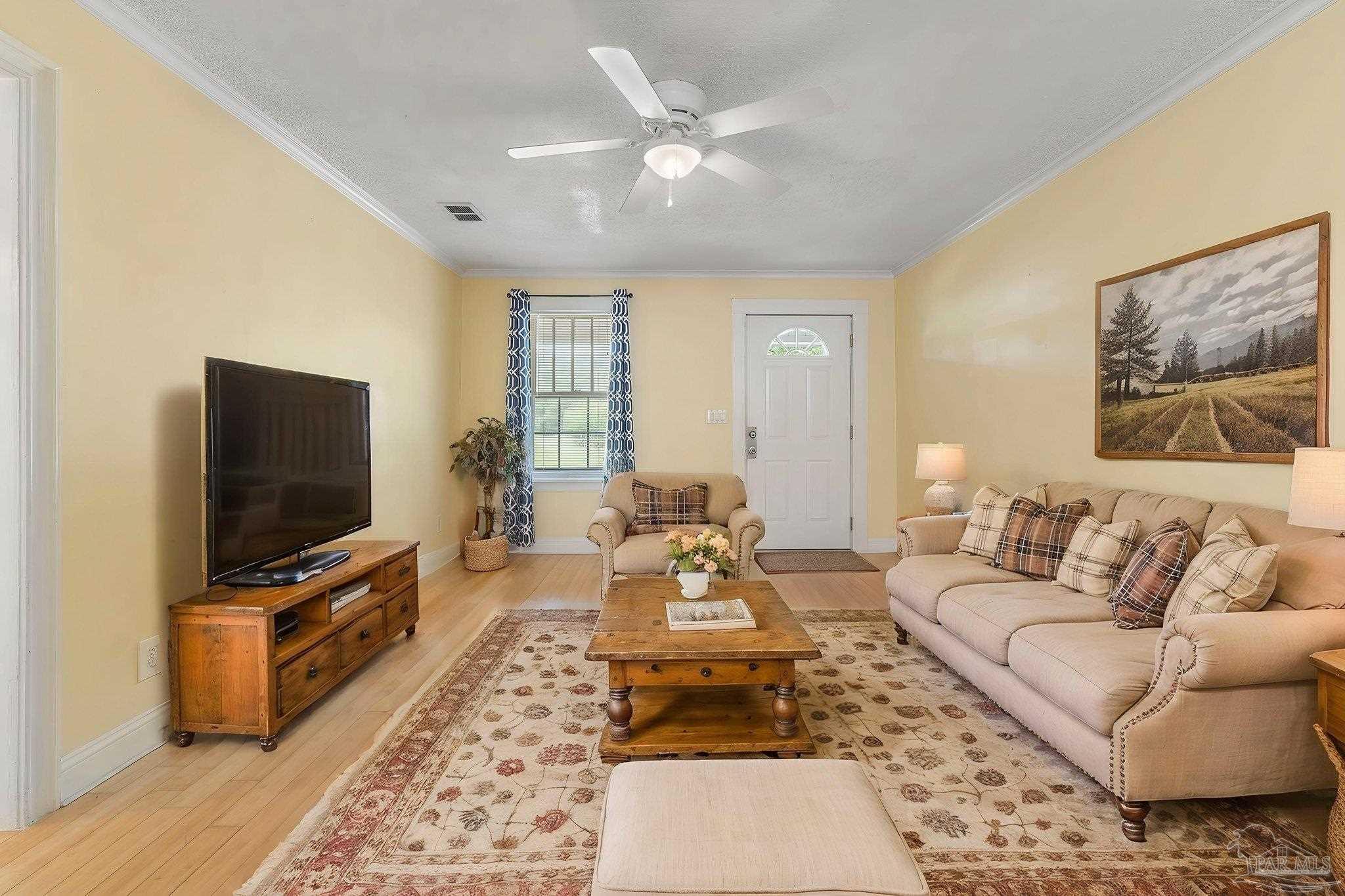 1004 Decatur Ave