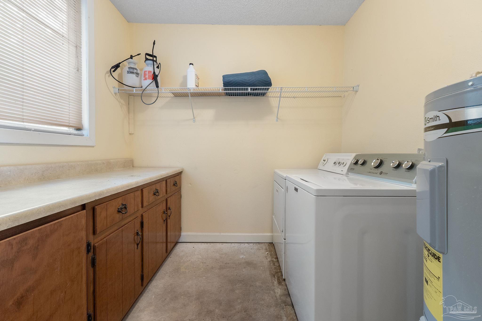 1004 Decatur Ave