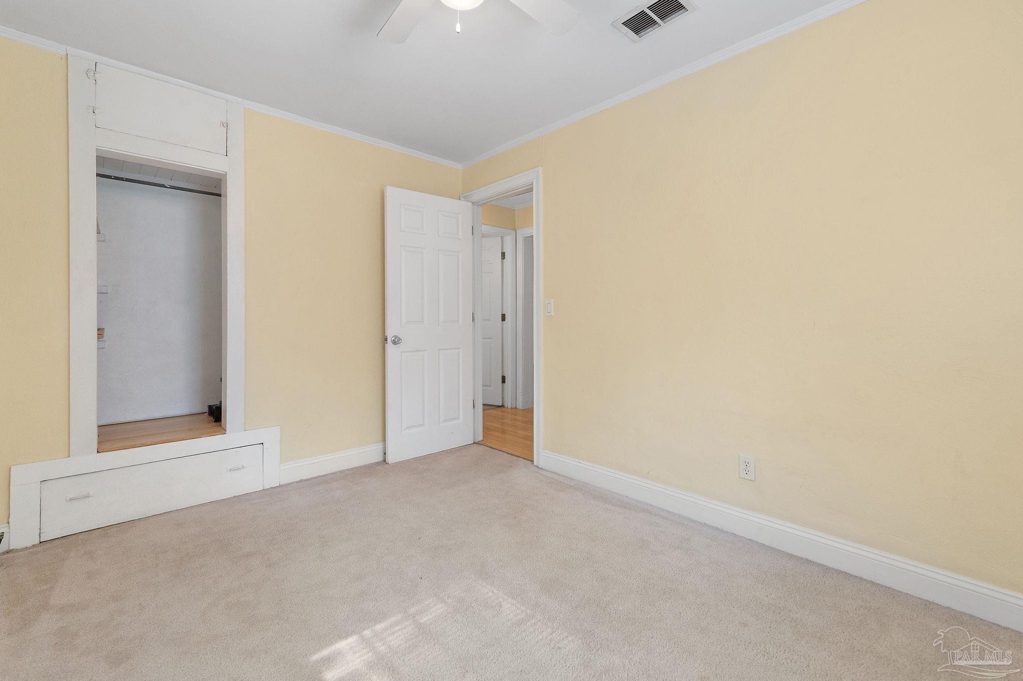 1004 Decatur Ave