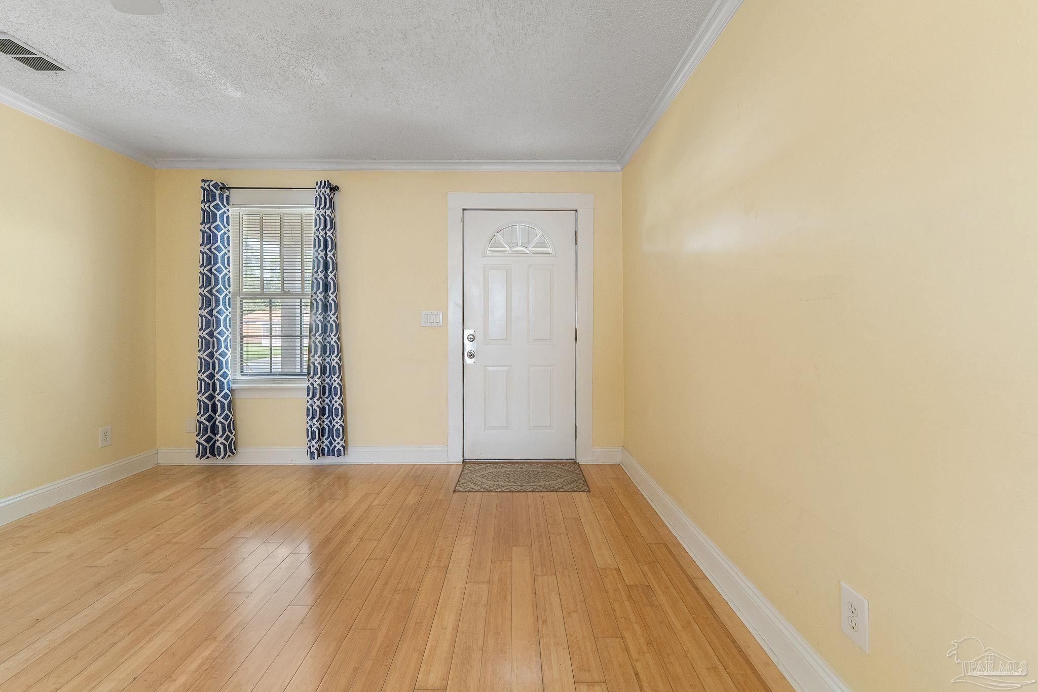 1004 Decatur Ave