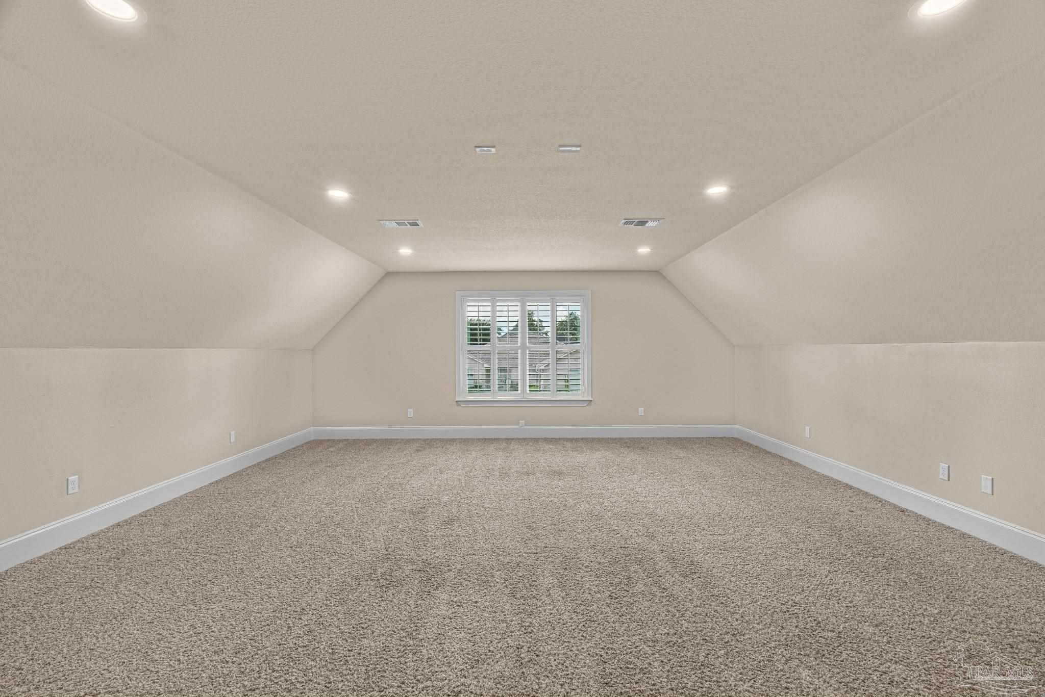 3186 Bobby Jones Dr