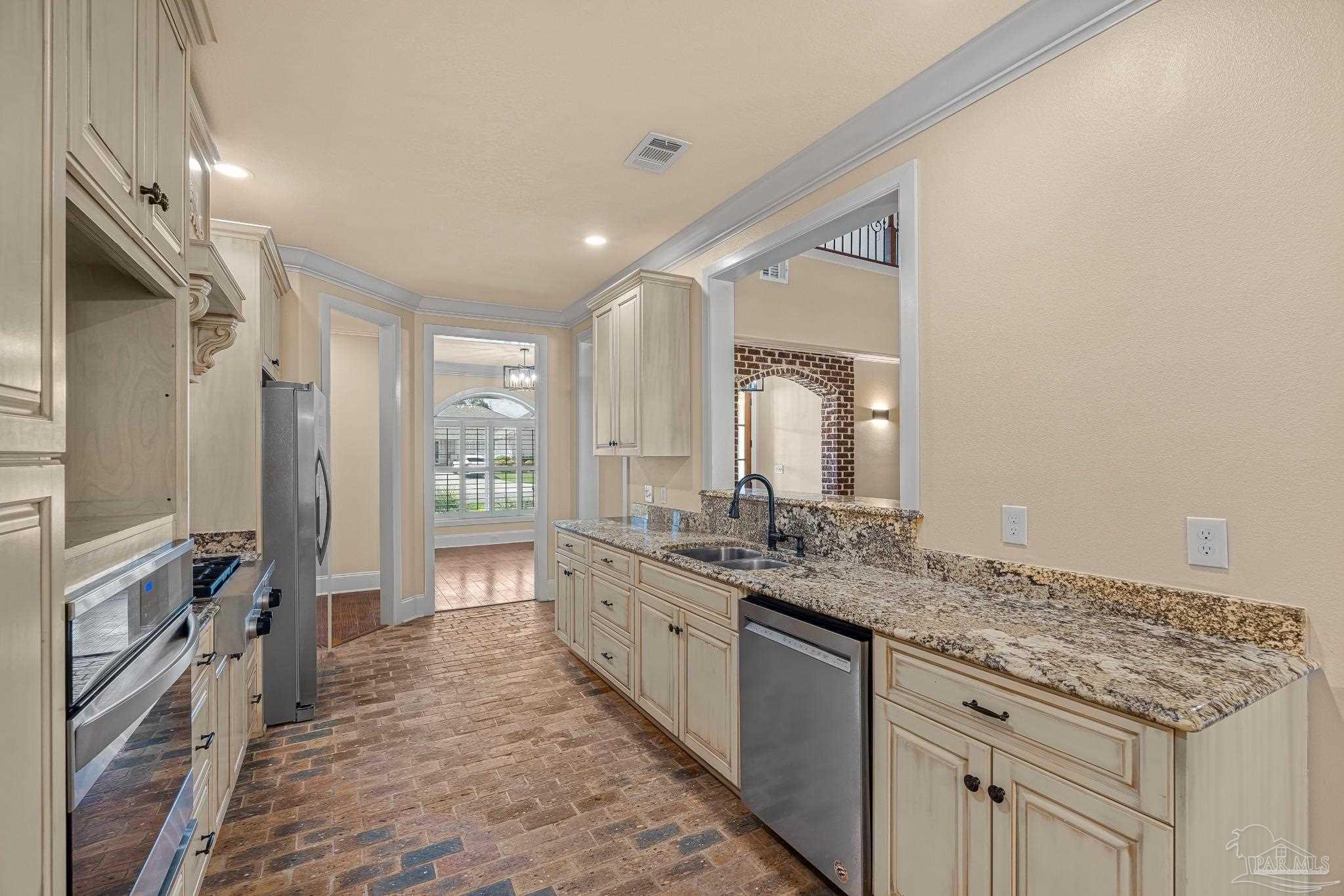 3186 Bobby Jones Dr