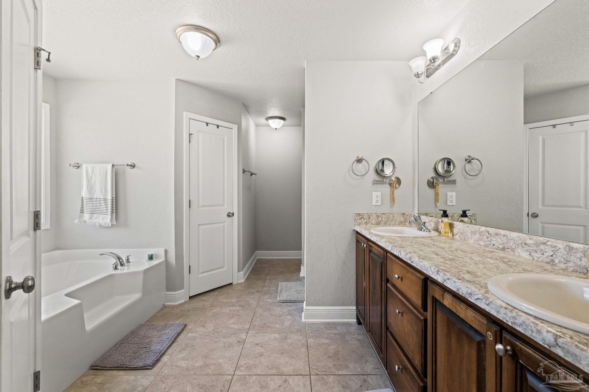 6446 Benelli Dr