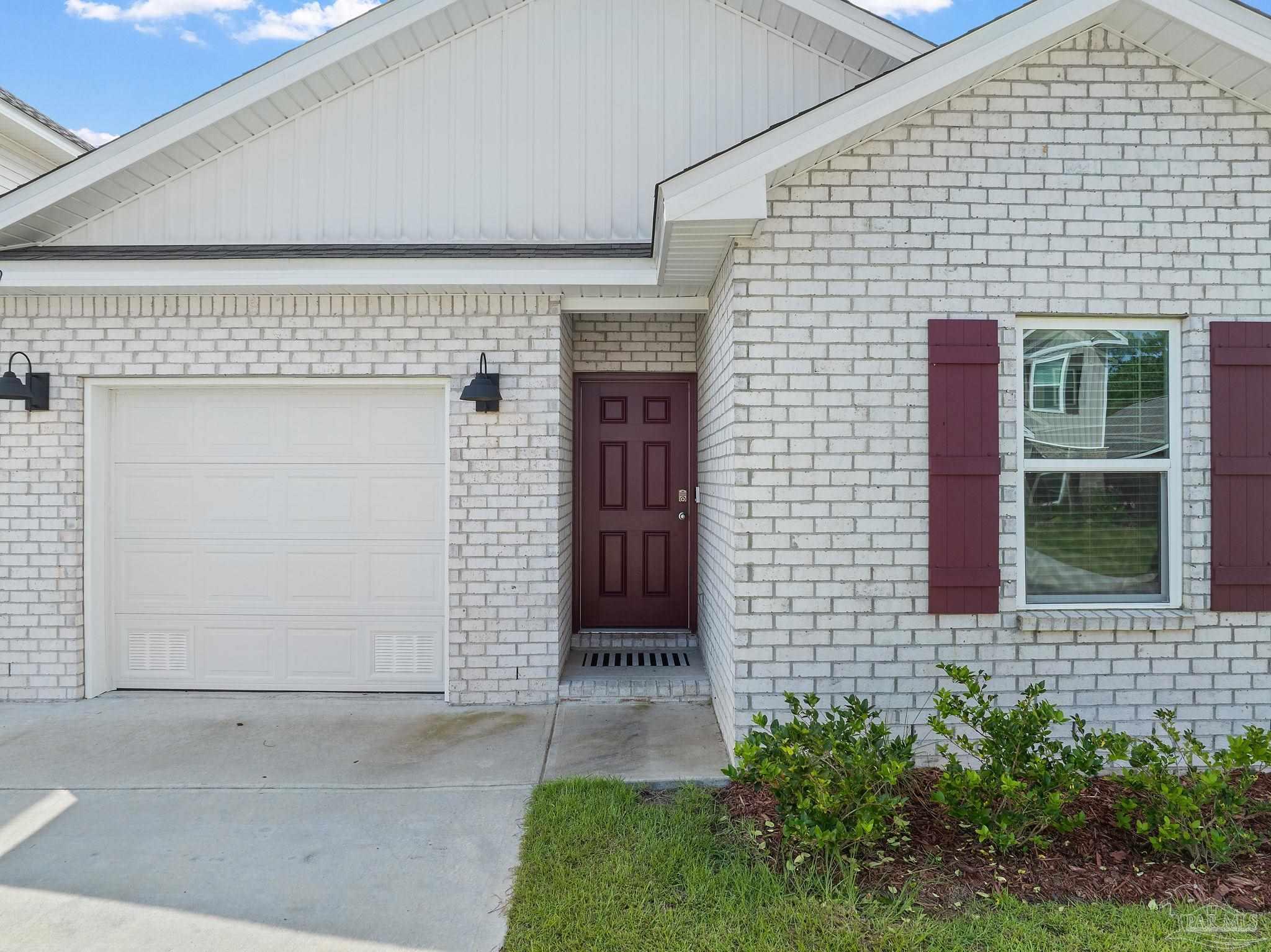 9899 Starling Dr