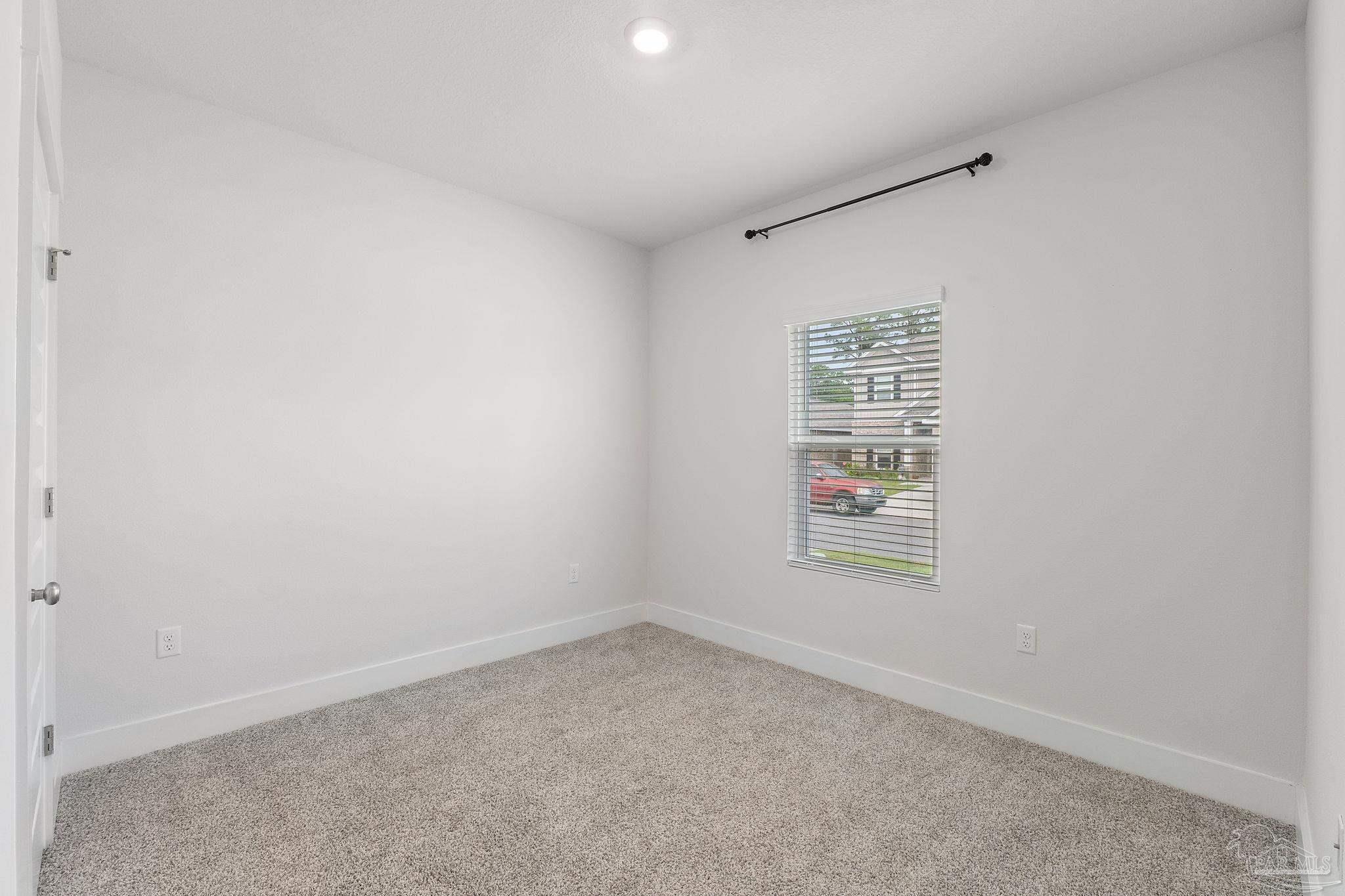 9899 Starling Dr