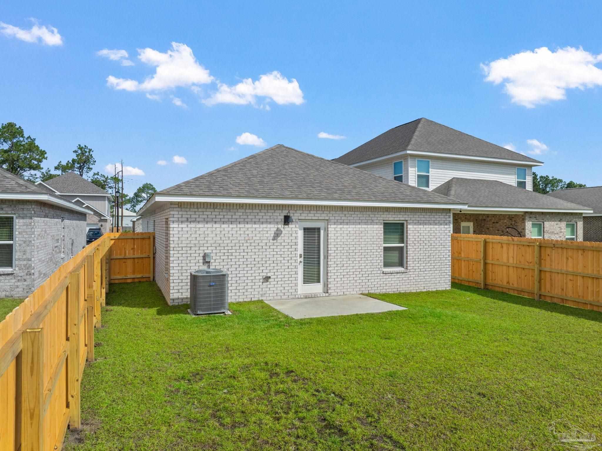 9899 Starling Dr