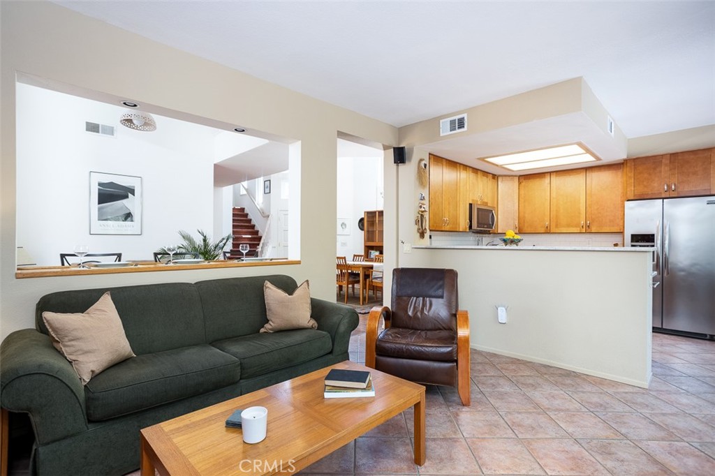 5444 Camino Playa Malaga