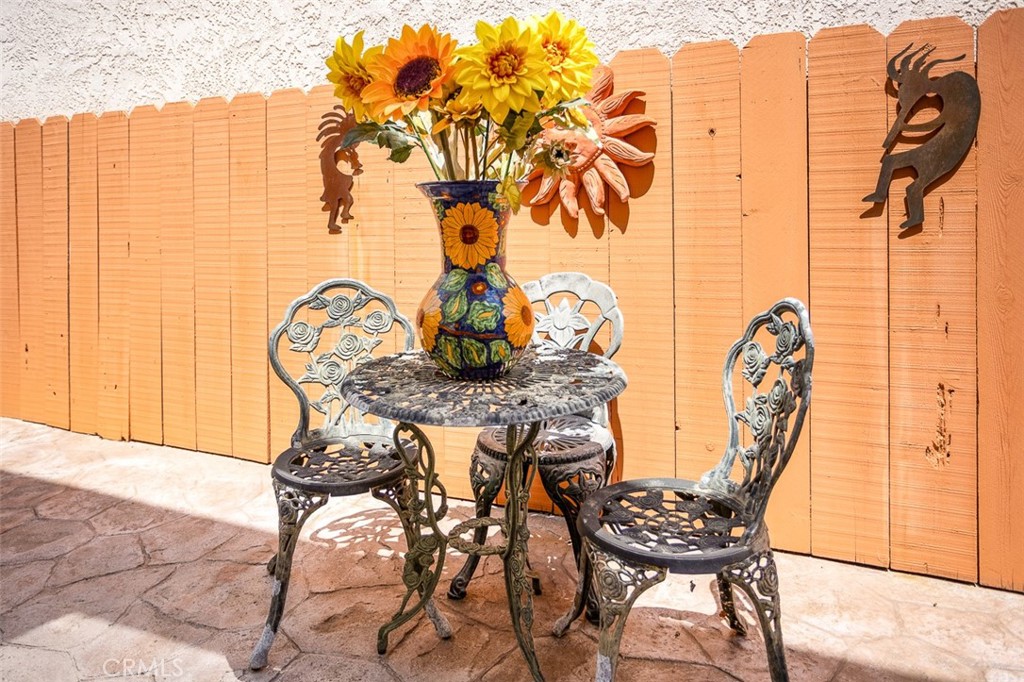 5444 Camino Playa Malaga