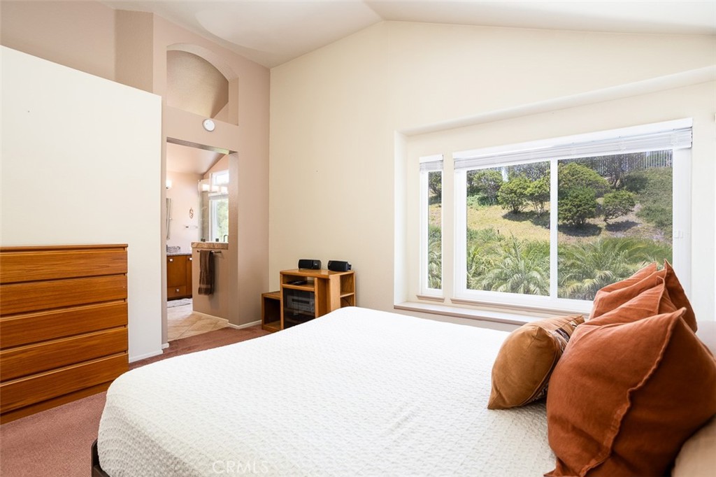 5444 Camino Playa Malaga