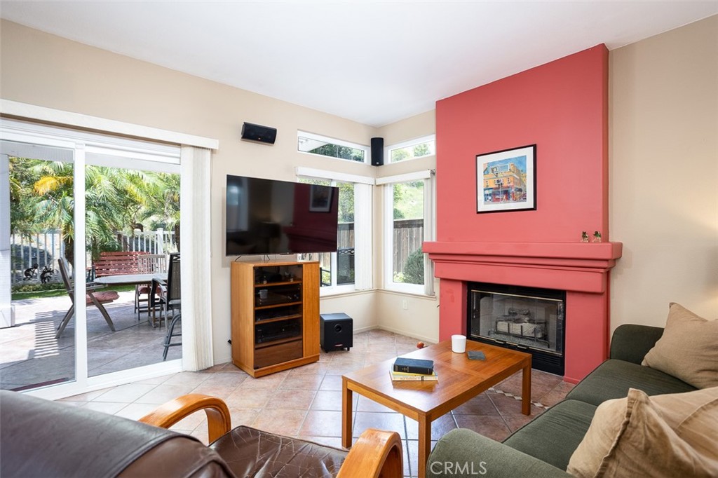 5444 Camino Playa Malaga