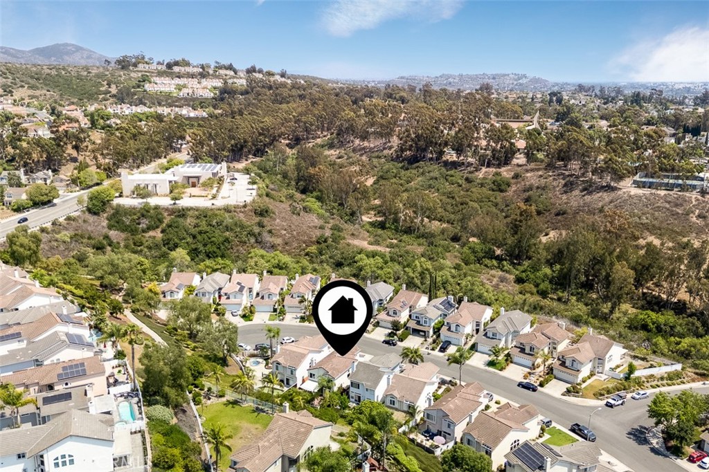 5444 Camino Playa Malaga