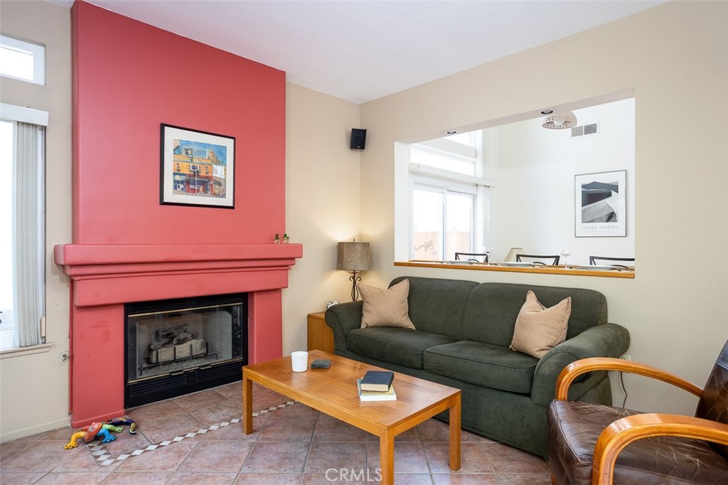 5444 Camino Playa Malaga