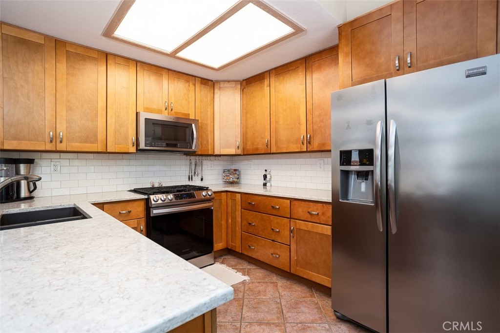 5444 Camino Playa Malaga