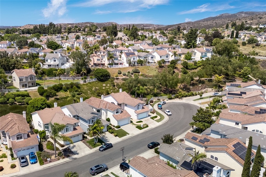 5444 Camino Playa Malaga