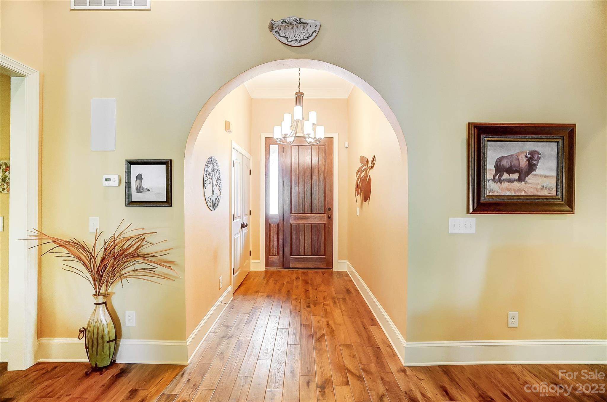 1009 Peninsula Drive