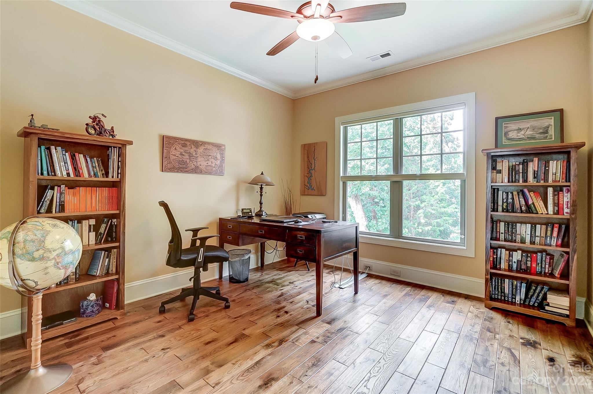 1009 Peninsula Drive