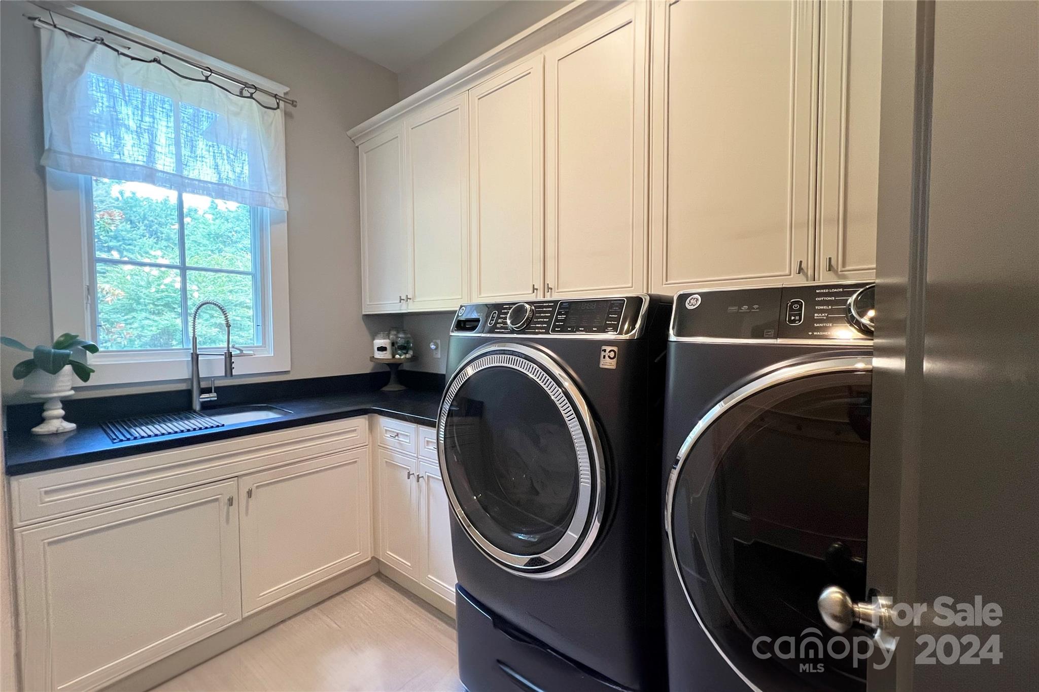 109 Deacons Pond Court