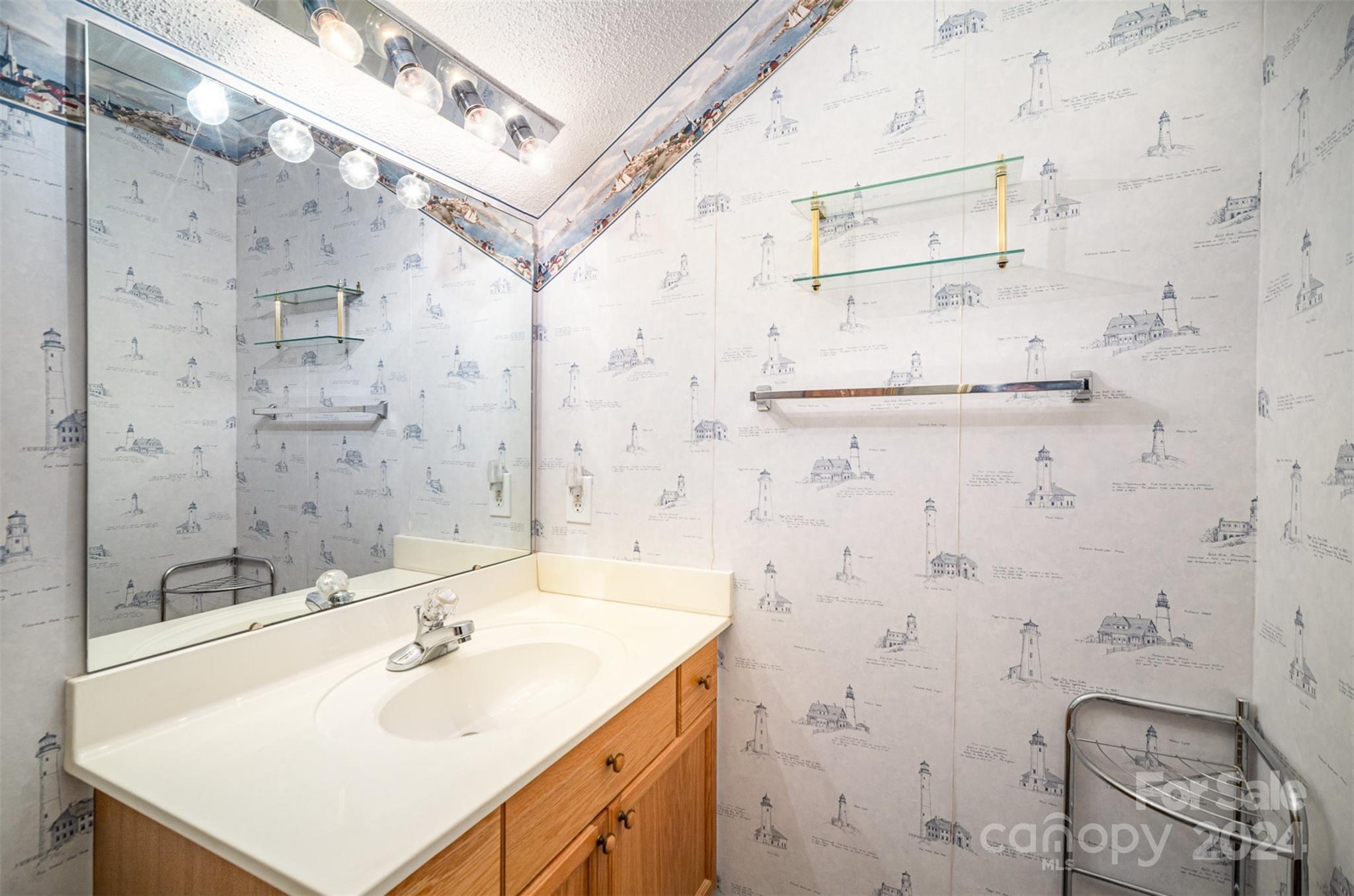 105 Oak Village Parkway