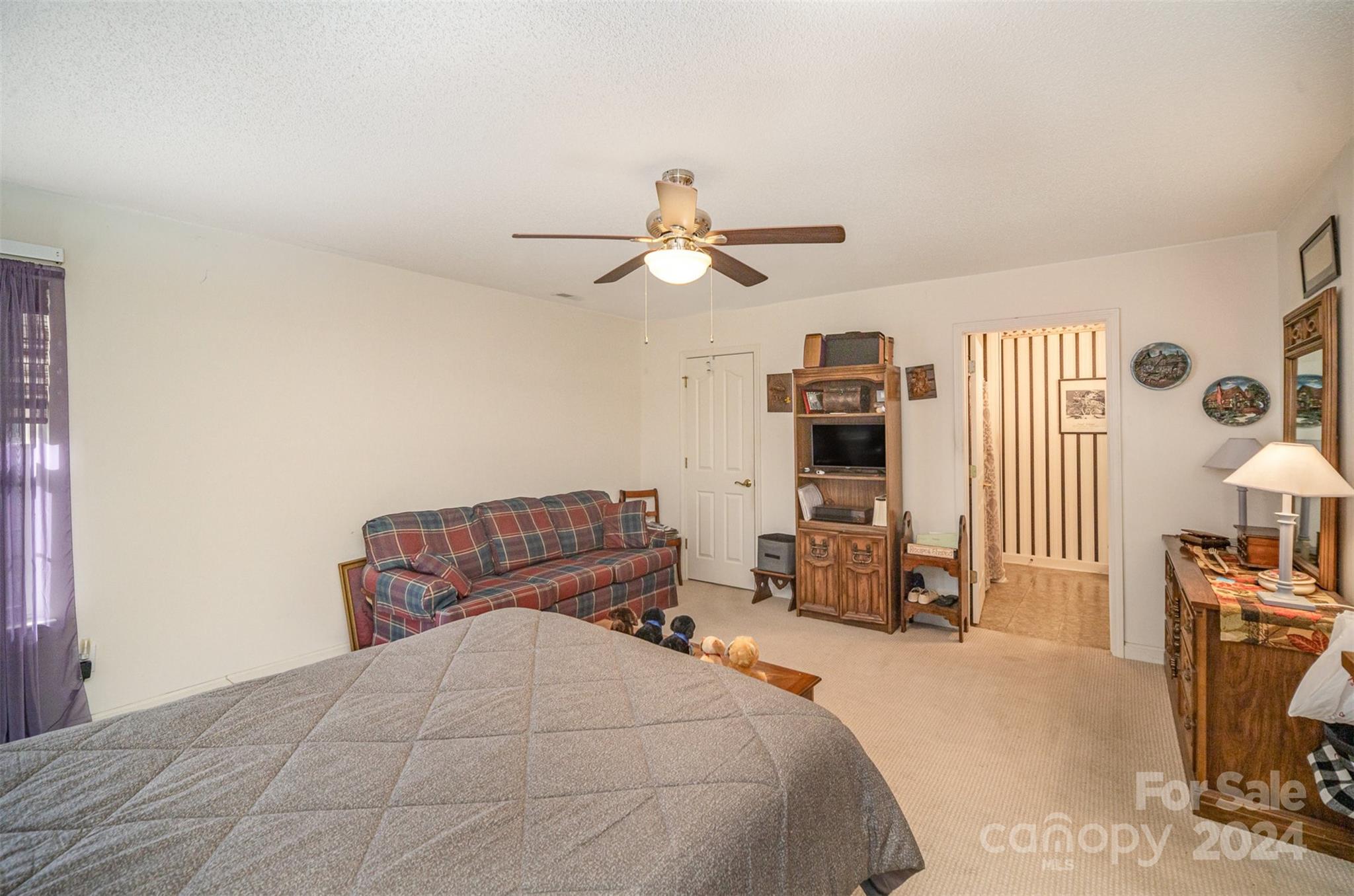 105 Oak Village Parkway