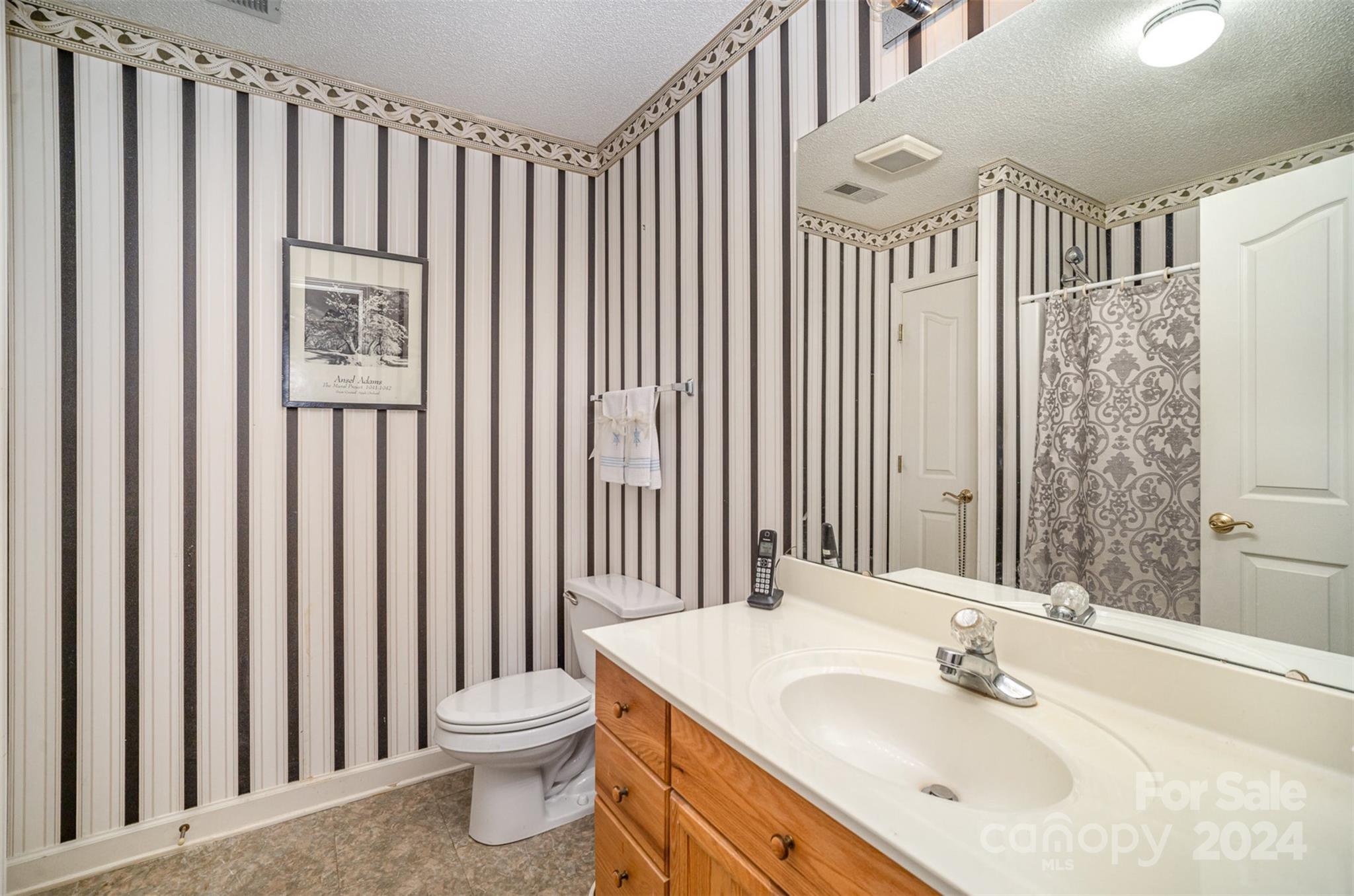 105 Oak Village Parkway