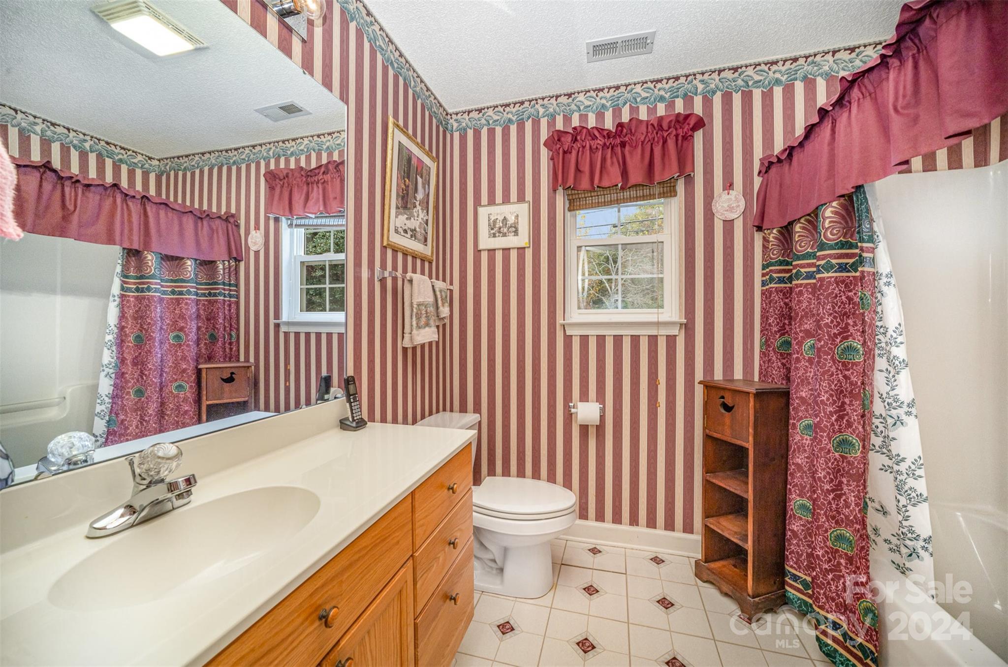 105 Oak Village Parkway