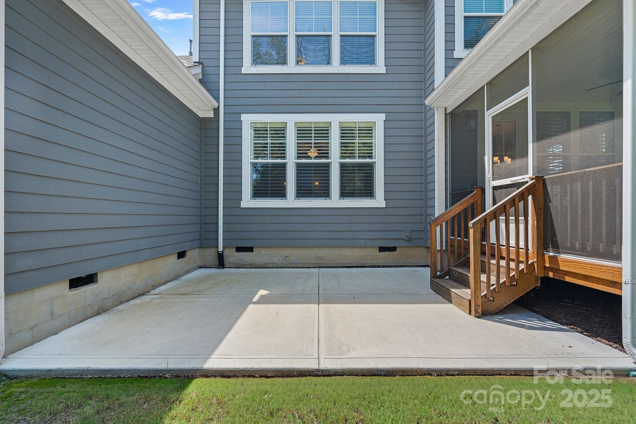 134 Country Lake Drive