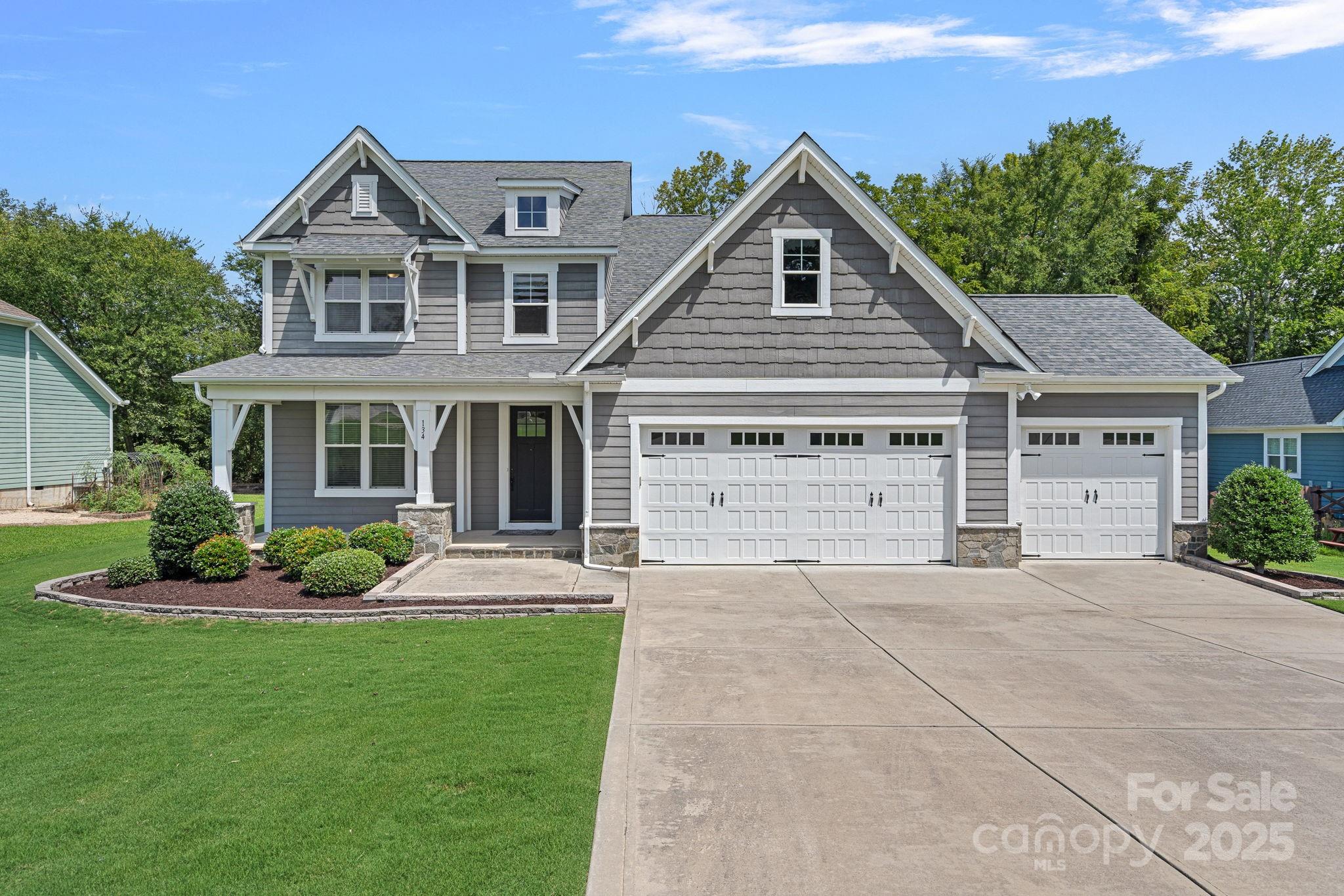 134 Country Lake Drive