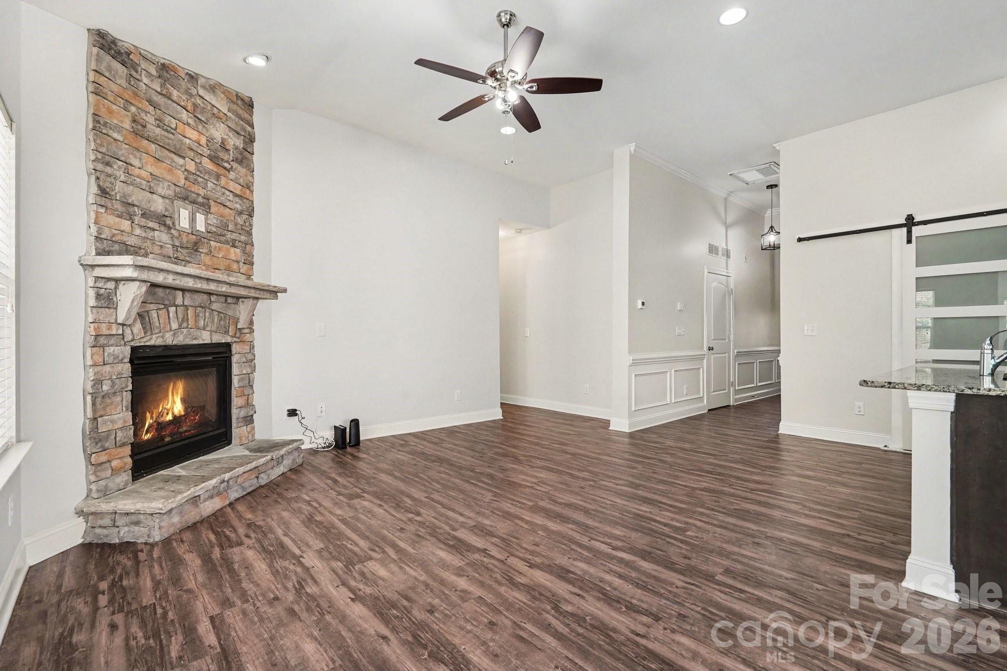 204 Paradise Hills Circle