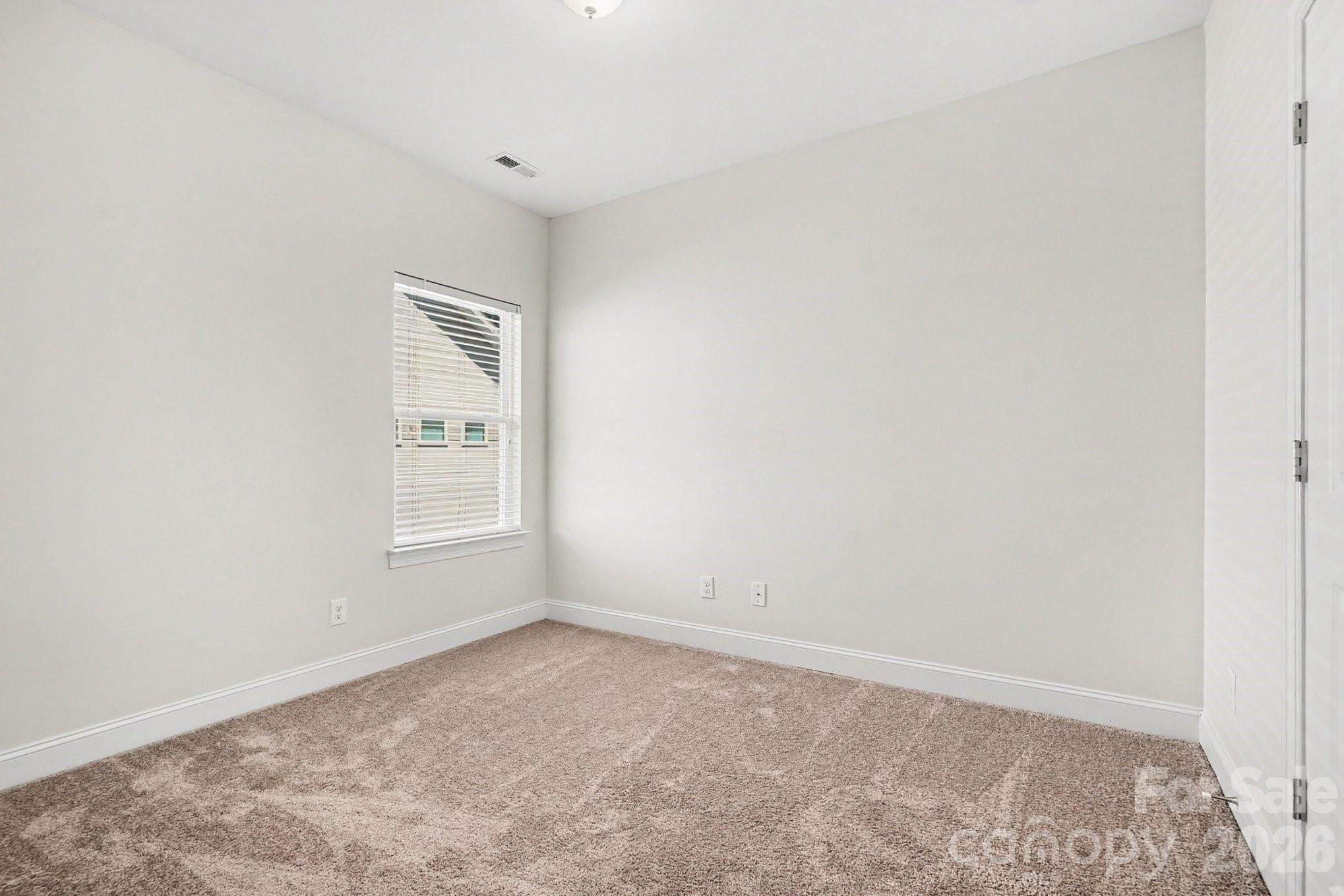 204 Paradise Hills Circle