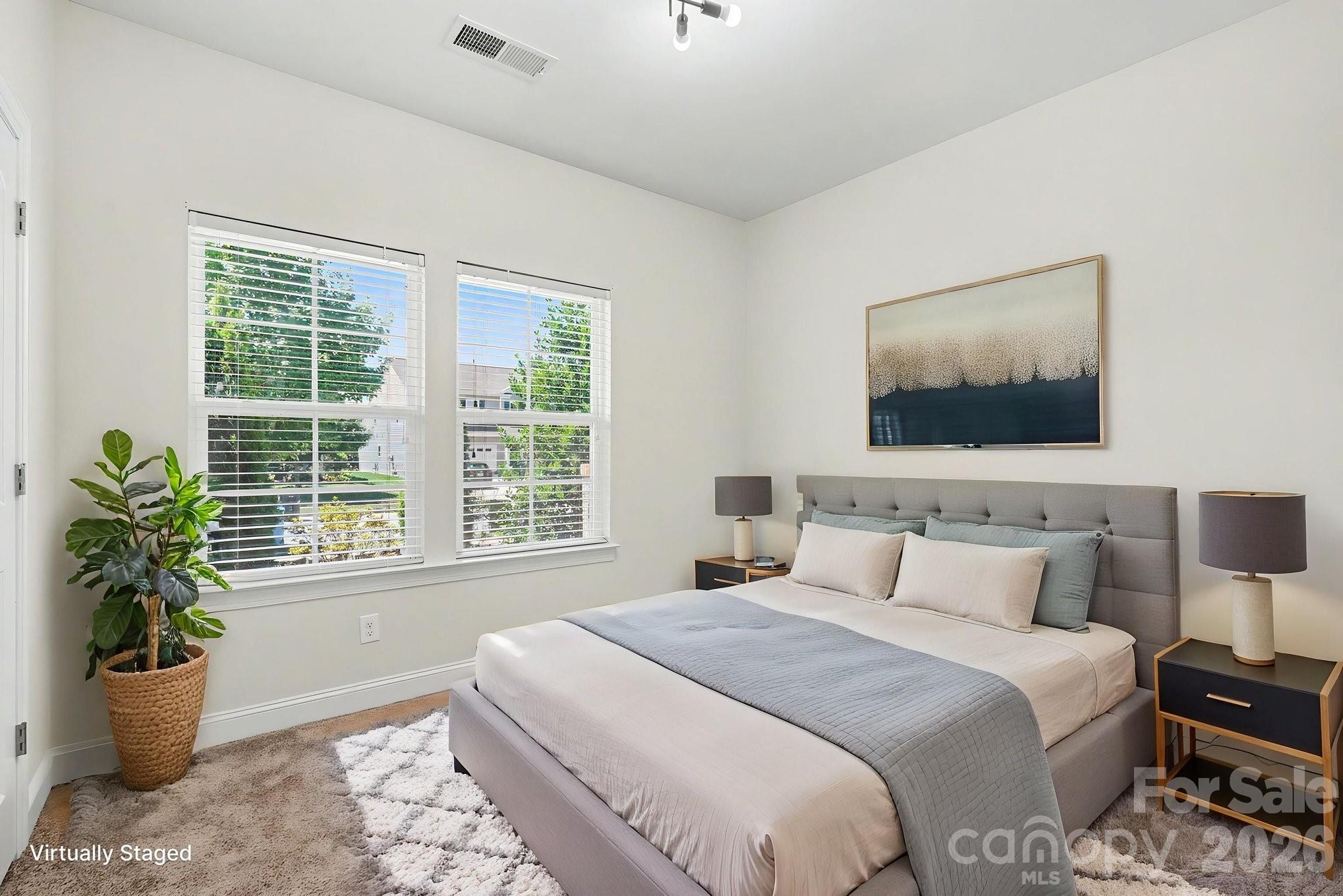 204 Paradise Hills Circle