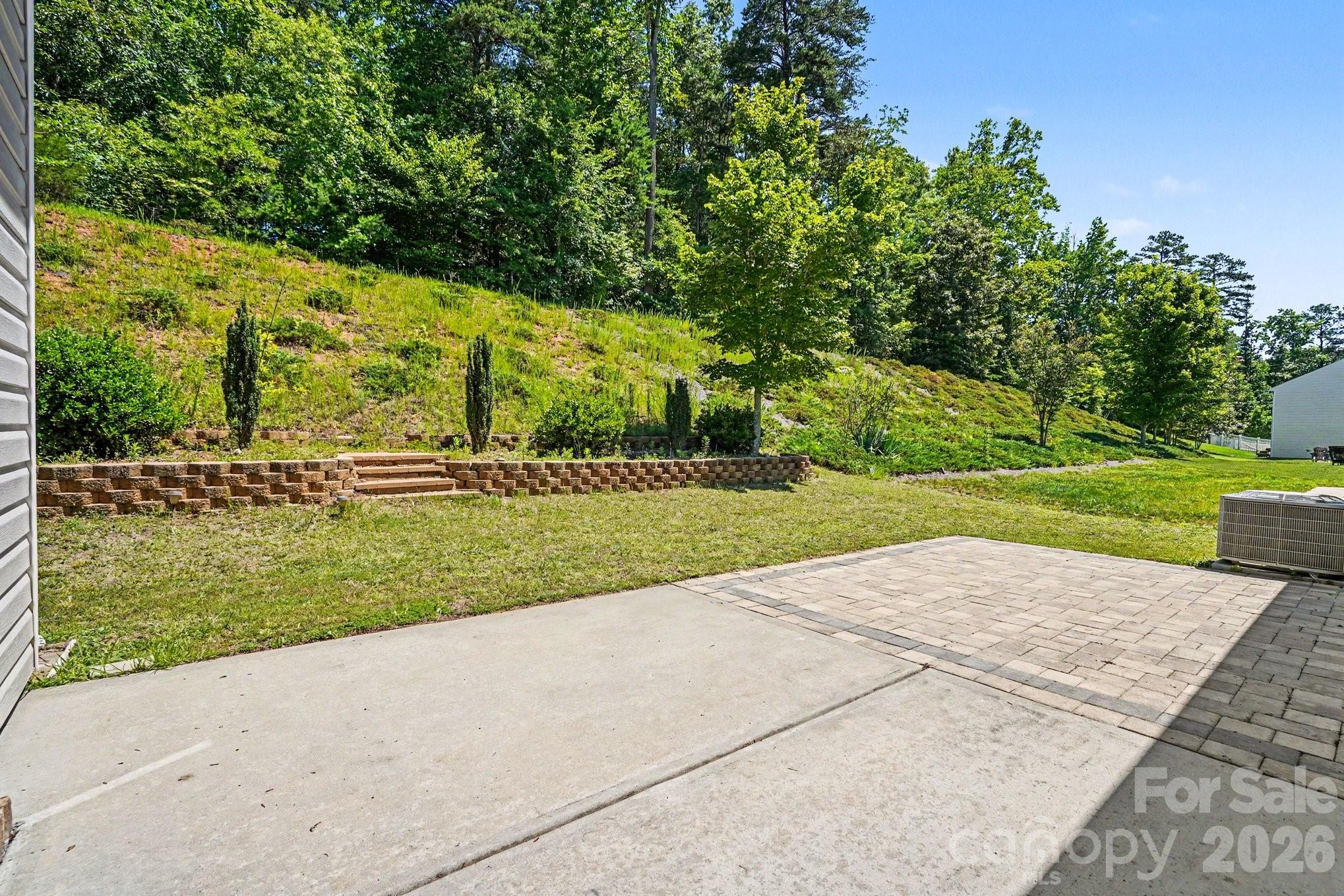 204 Paradise Hills Circle