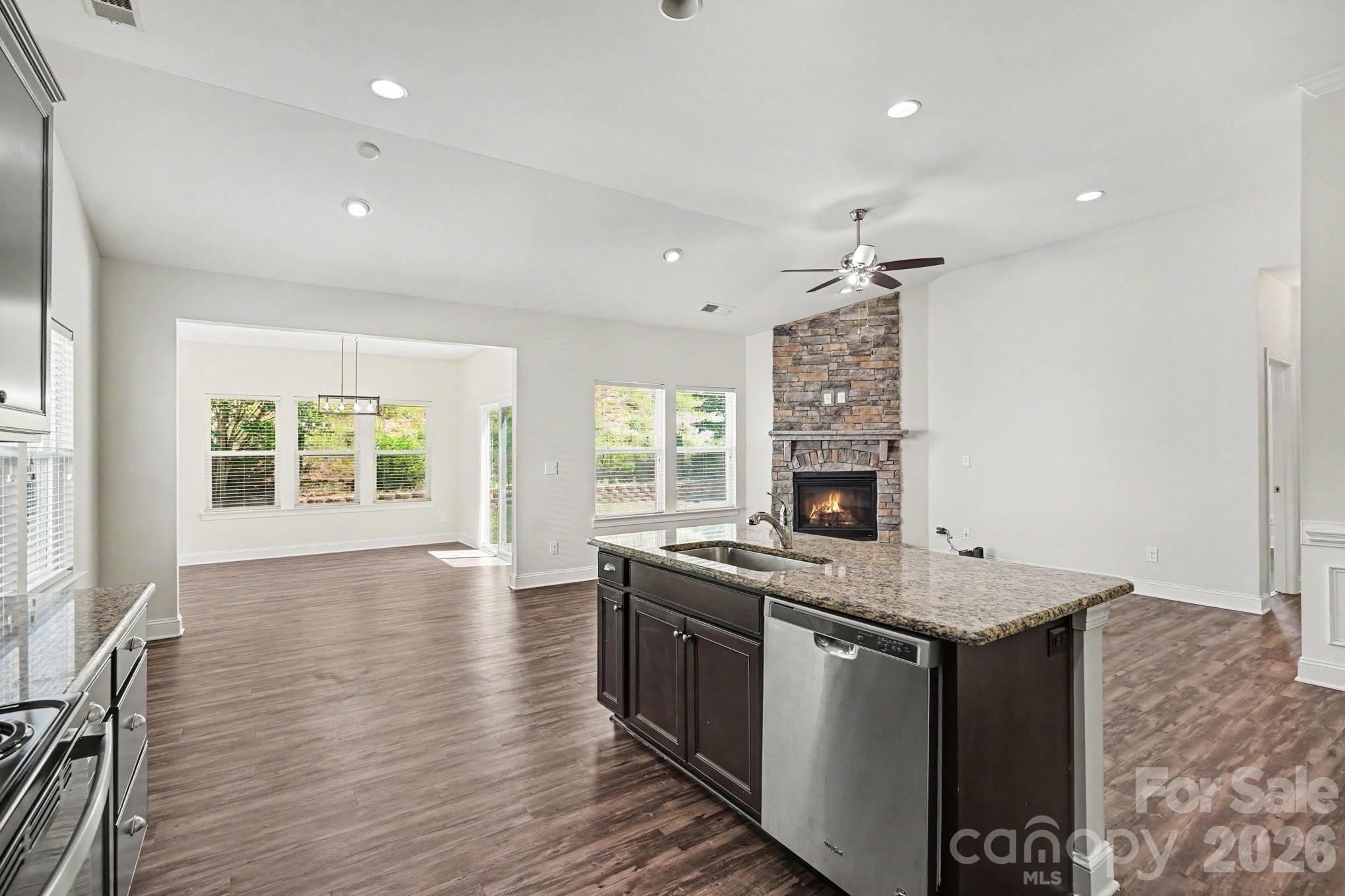 204 Paradise Hills Circle
